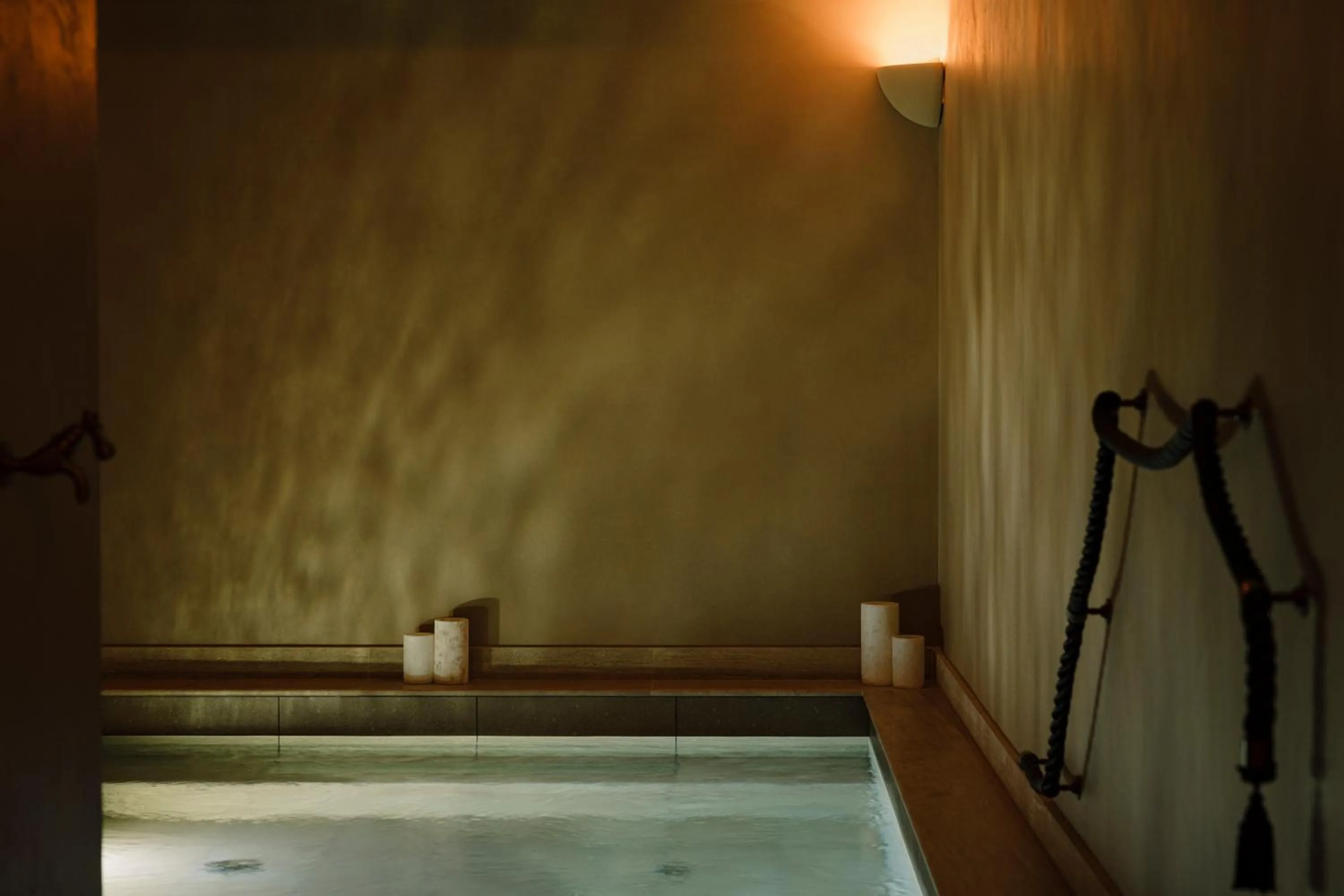Spa and wellness centre/facilities in Hôtel Balzac Paris & Spa Ikoï