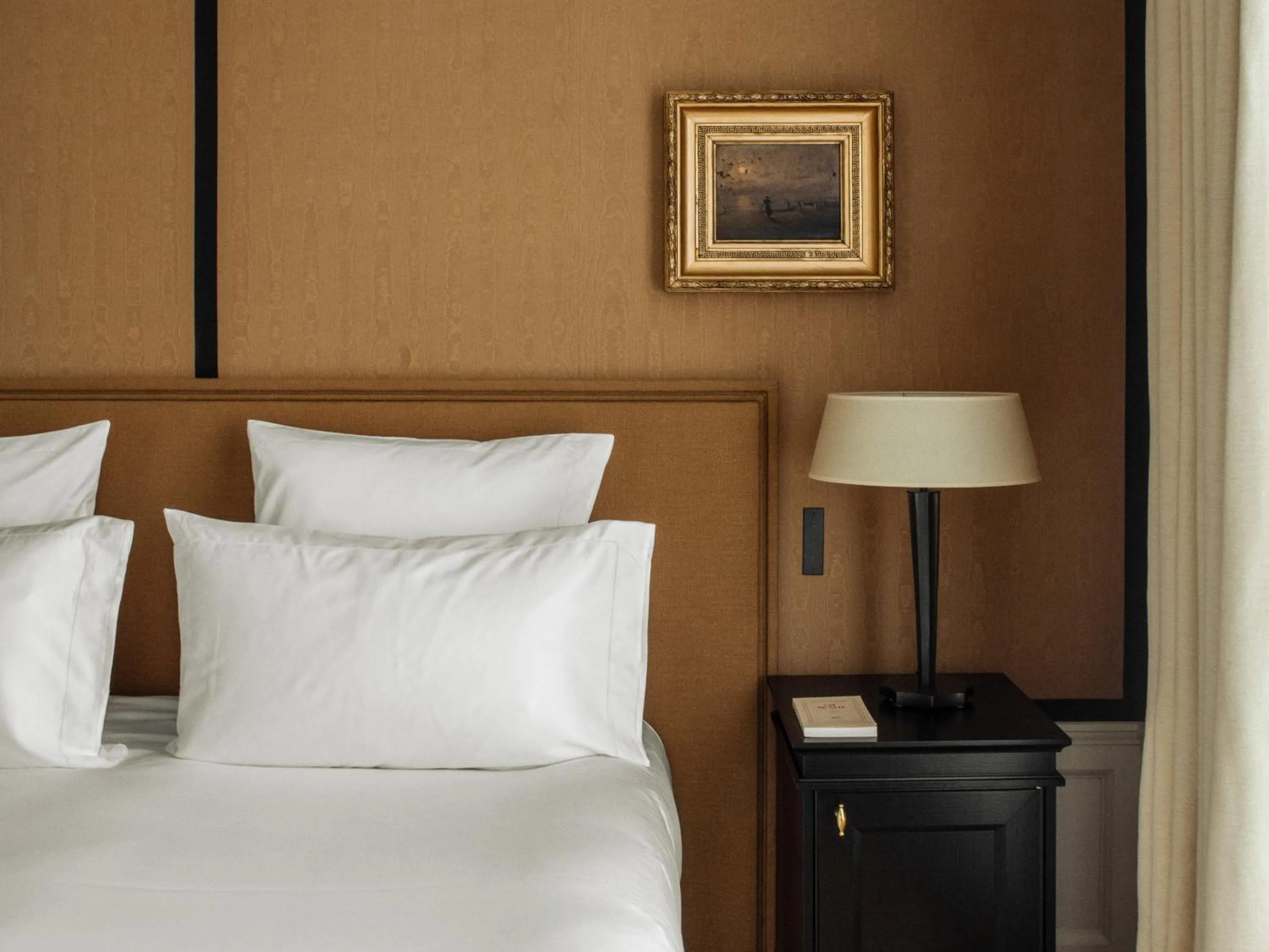 Double Room in Hôtel Balzac Paris & Spa Ikoï