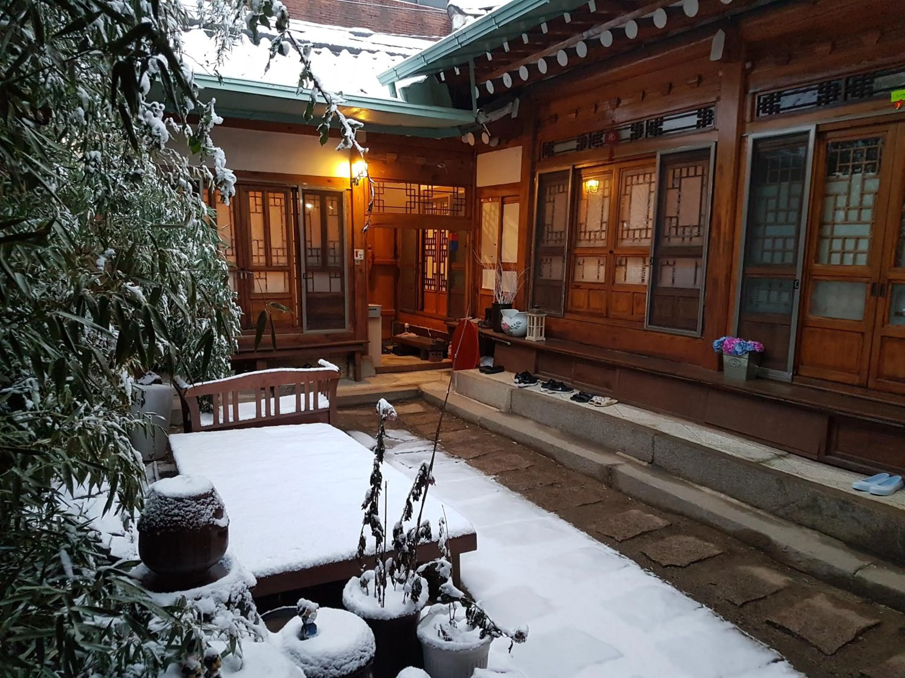 Garden in Gongsimga Hanok Guesthouse