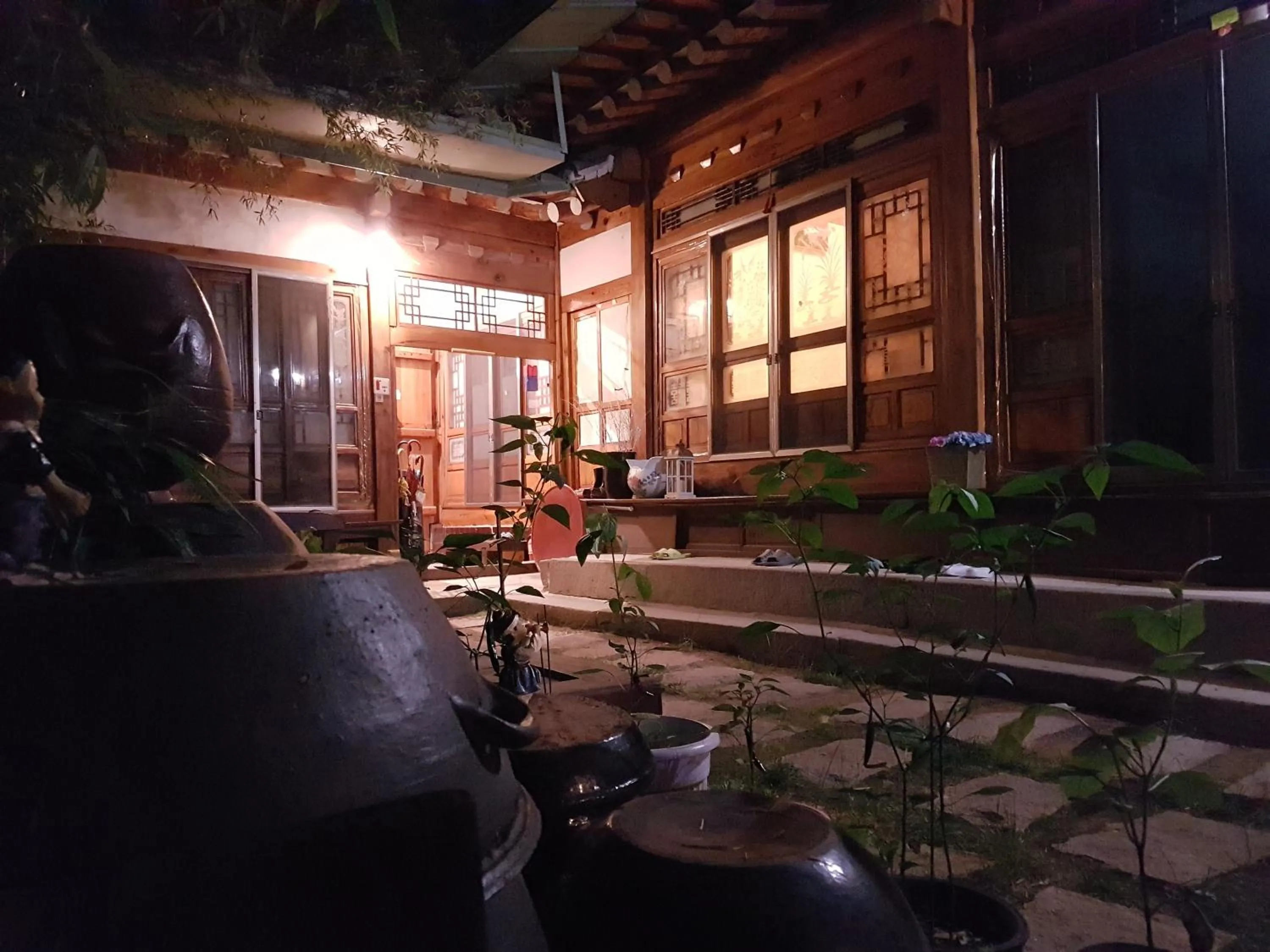Garden in Gongsimga Hanok Guesthouse