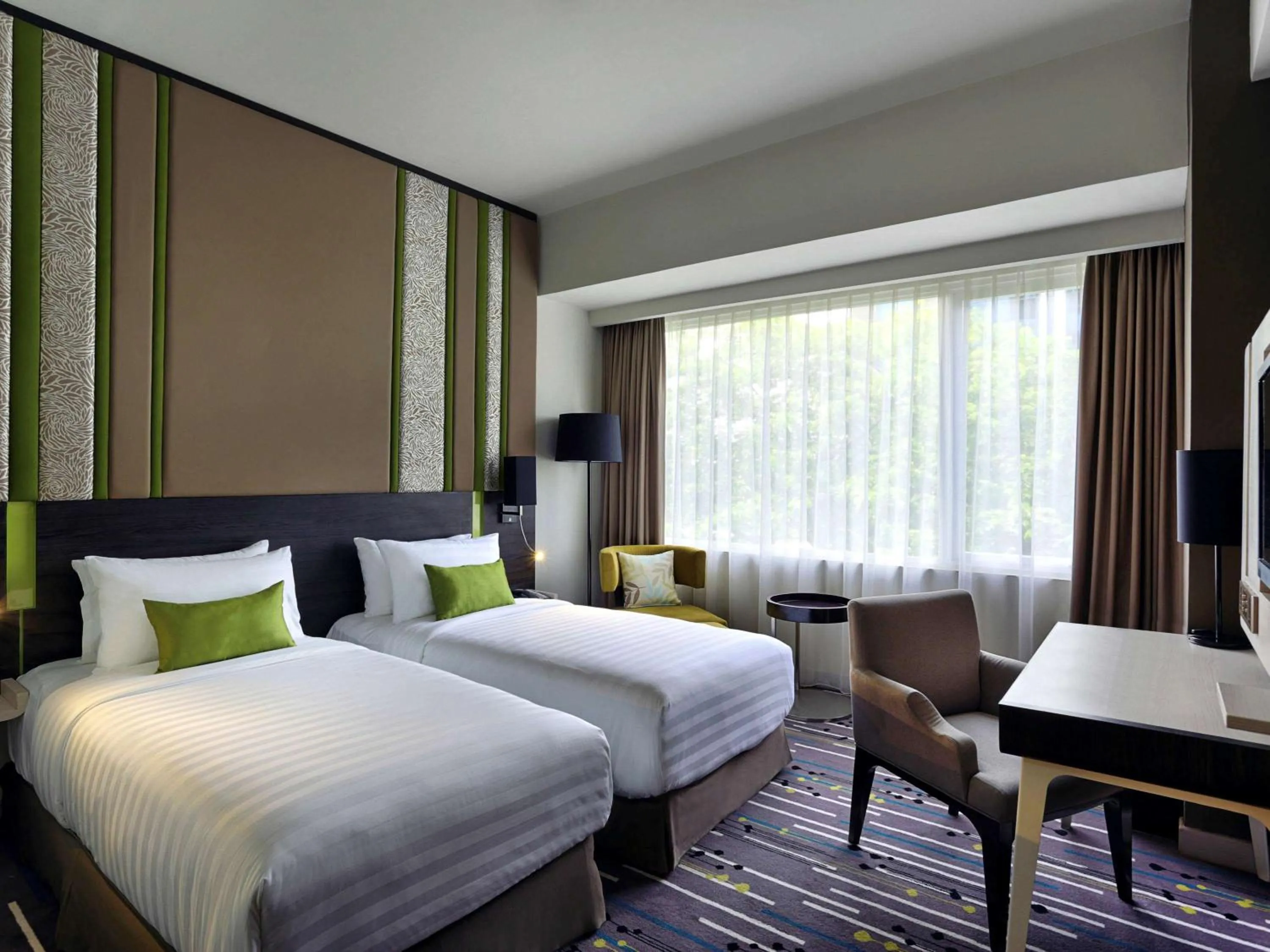 Bedroom, Bed in Mercure Serpong Alam Sutera
