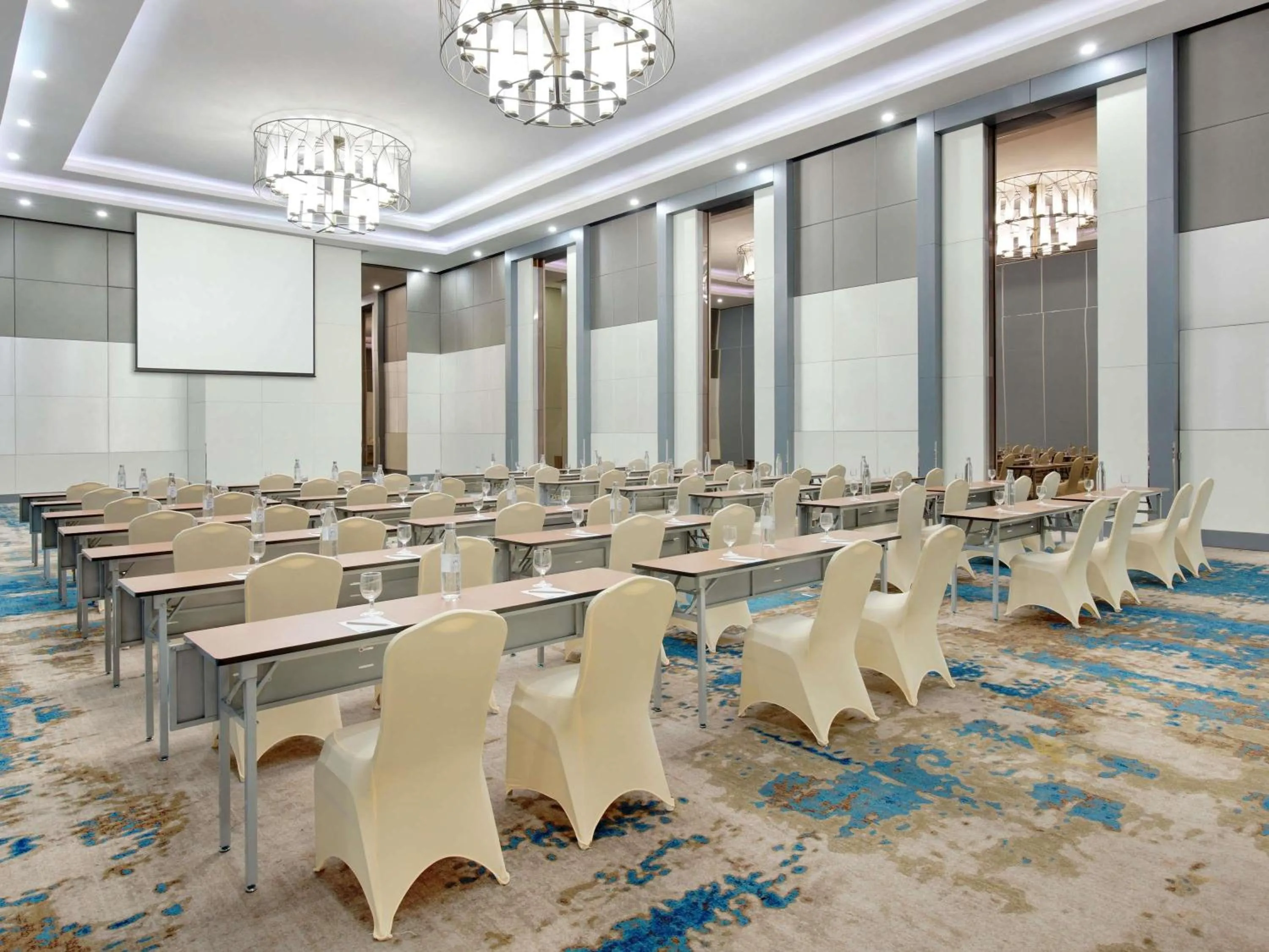 Meeting/conference room in Mercure Serpong Alam Sutera