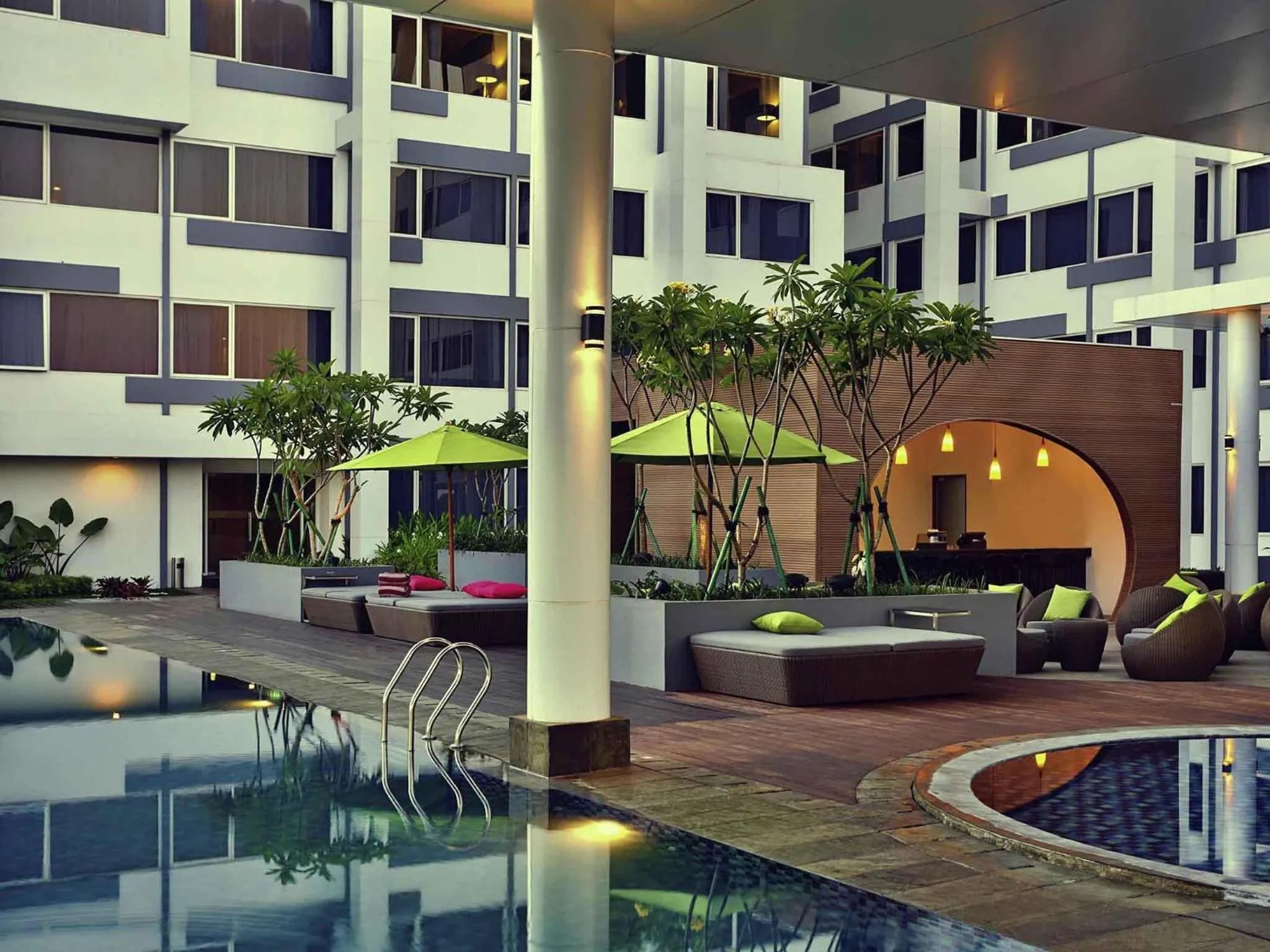 Lounge or bar in Mercure Serpong Alam Sutera