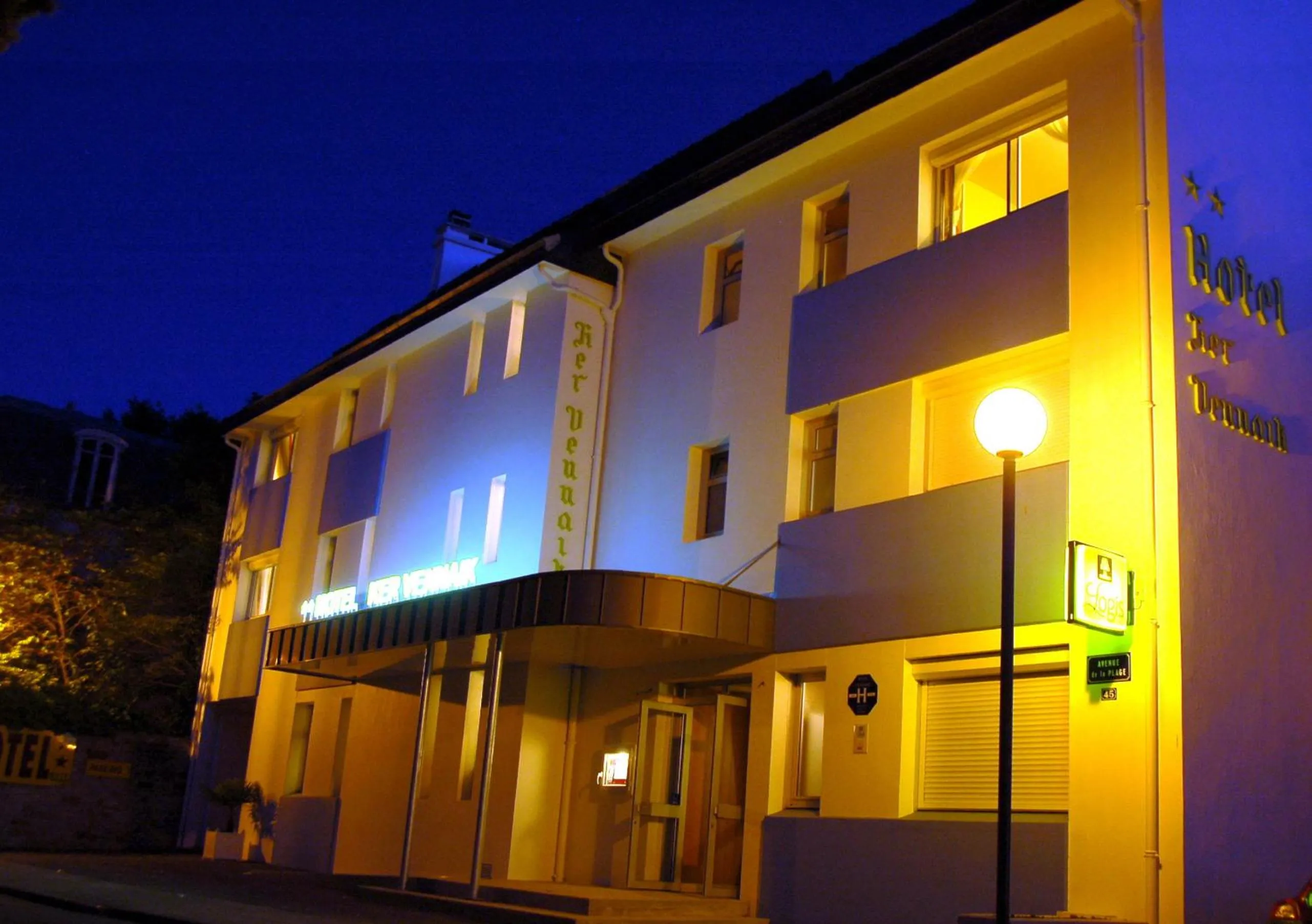 Property building in Hotel Ker Vennaik