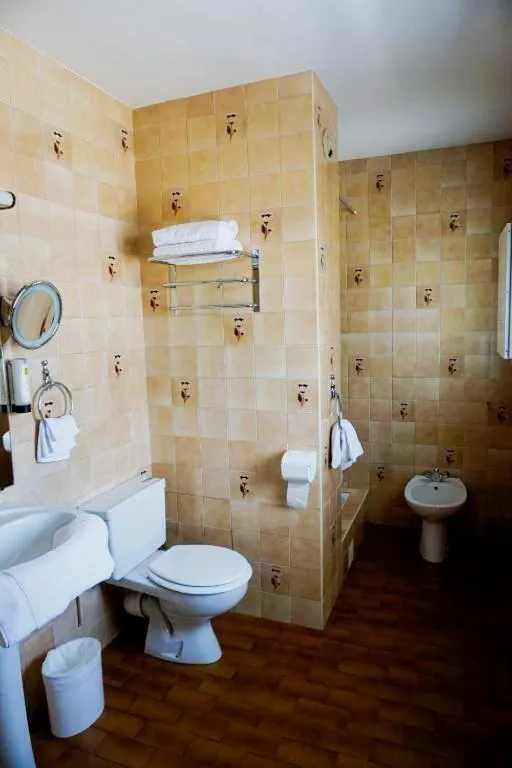 Bathroom in Hotel Ker Vennaik