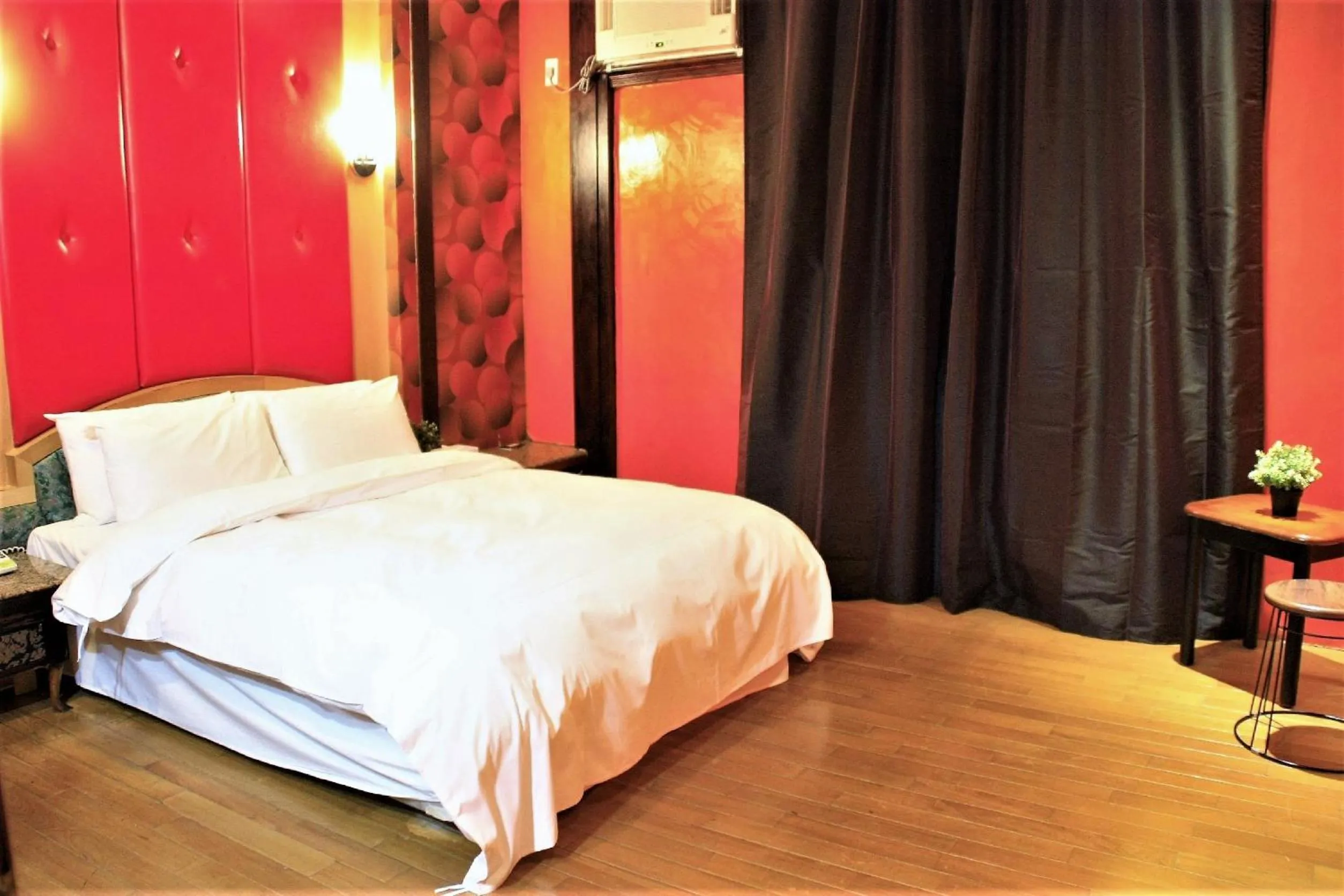 Photo of the whole room, Bed in Guest Motel-Zhubei