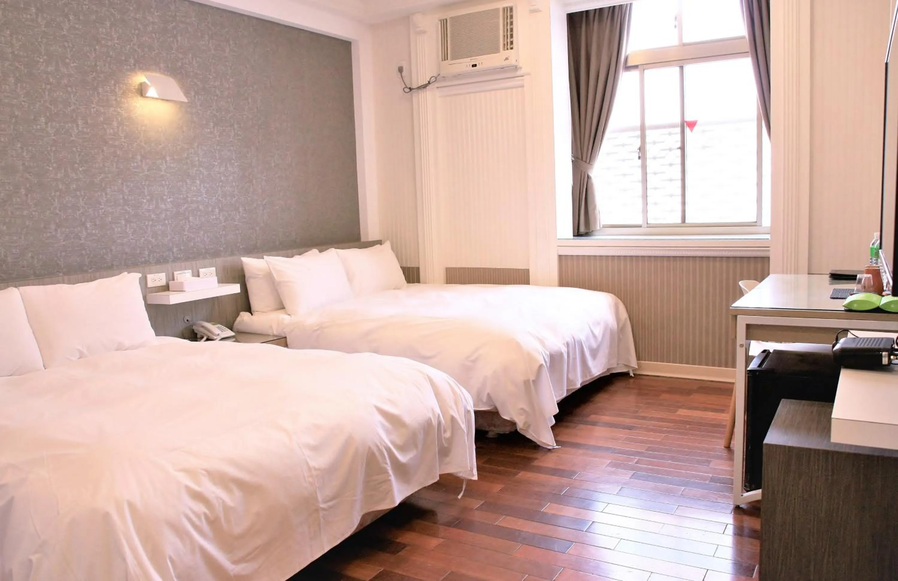 Photo of the whole room, Bed in Guest Motel-Zhubei