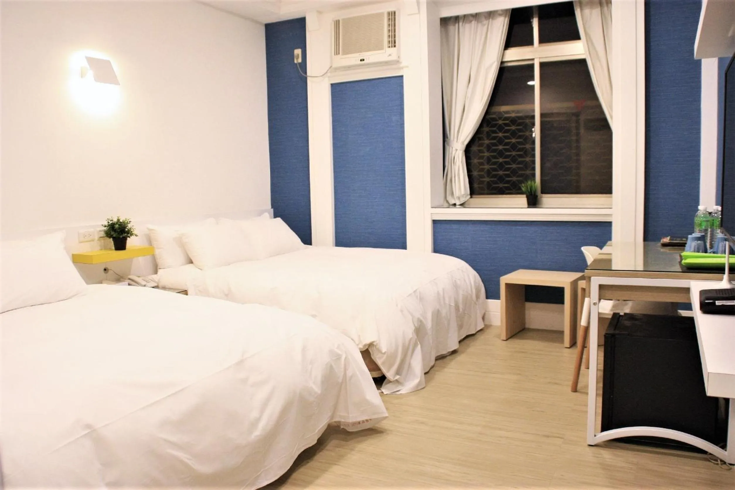 Photo of the whole room, Bed in Guest Motel-Zhubei