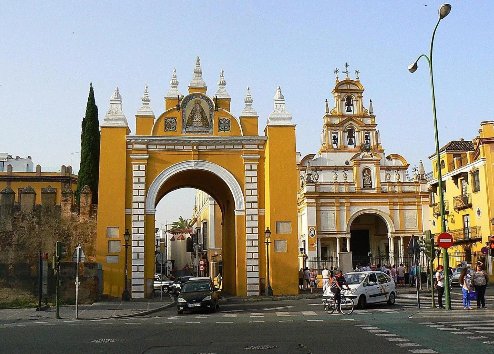 Property building in El Apartamento De Rosi