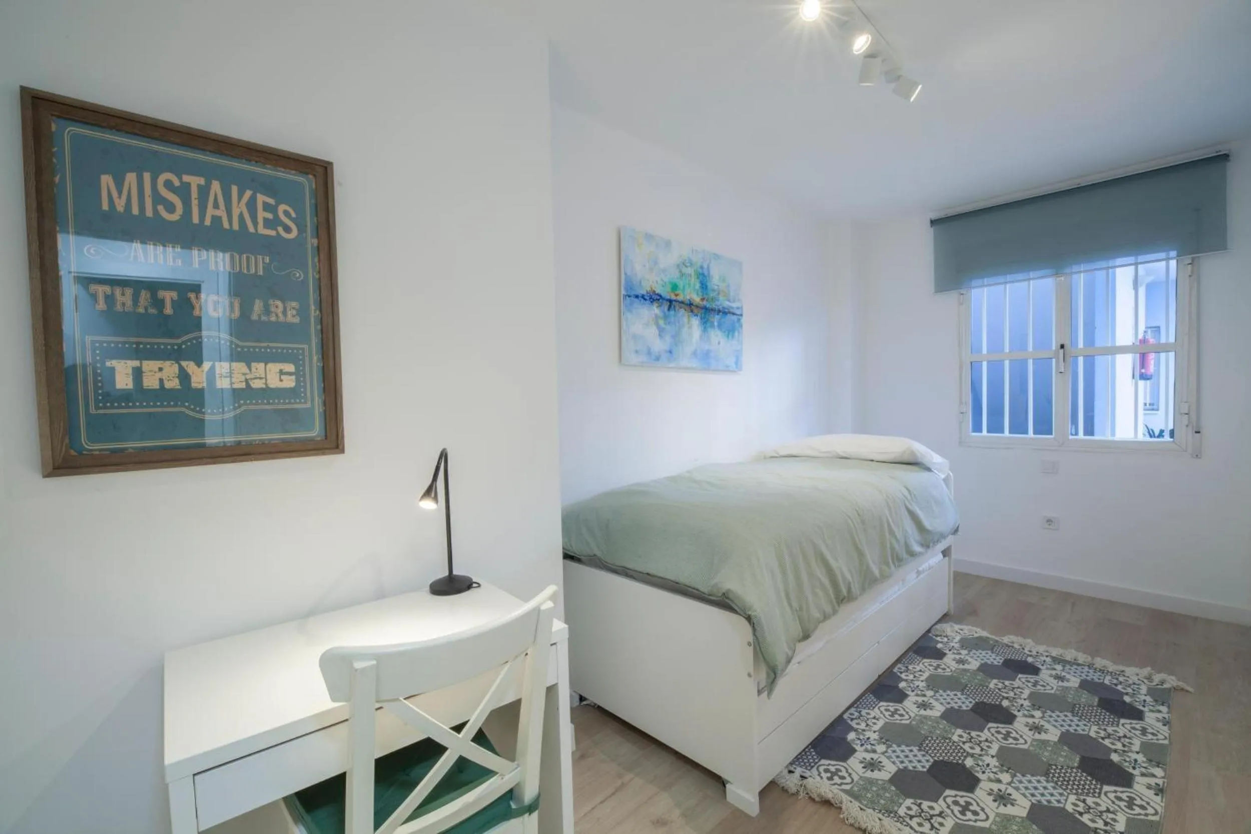 Living room, Bed in El Apartamento De Rosi