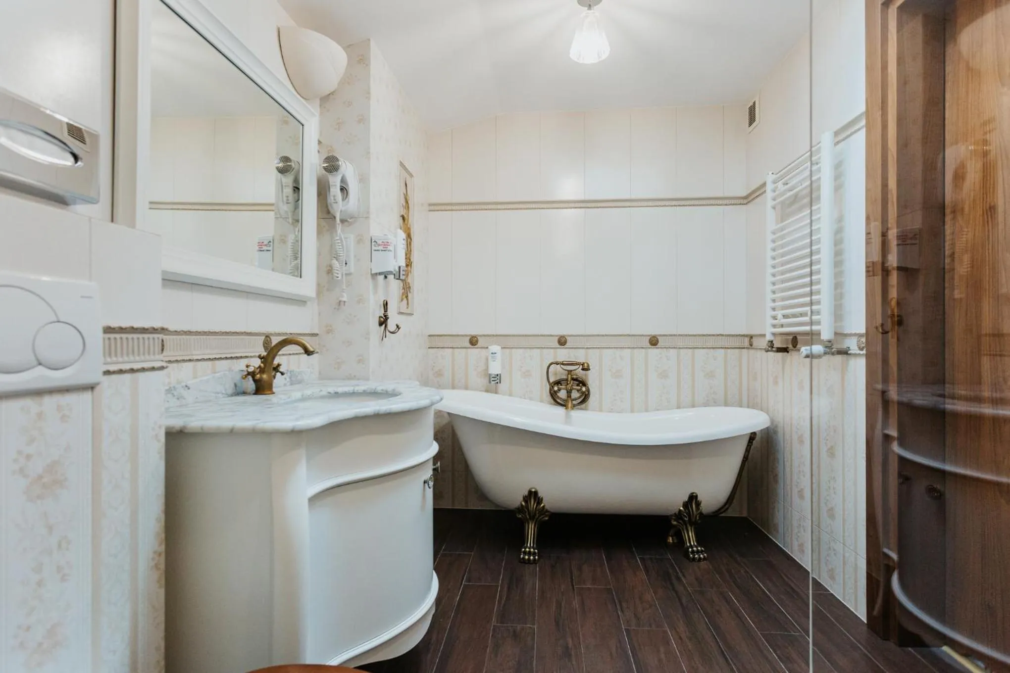 Bathroom in Hotel Jan