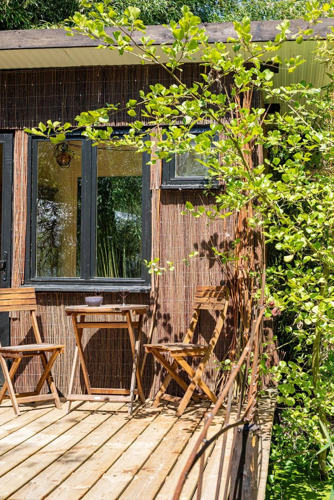 Les Cabanes Des Marais