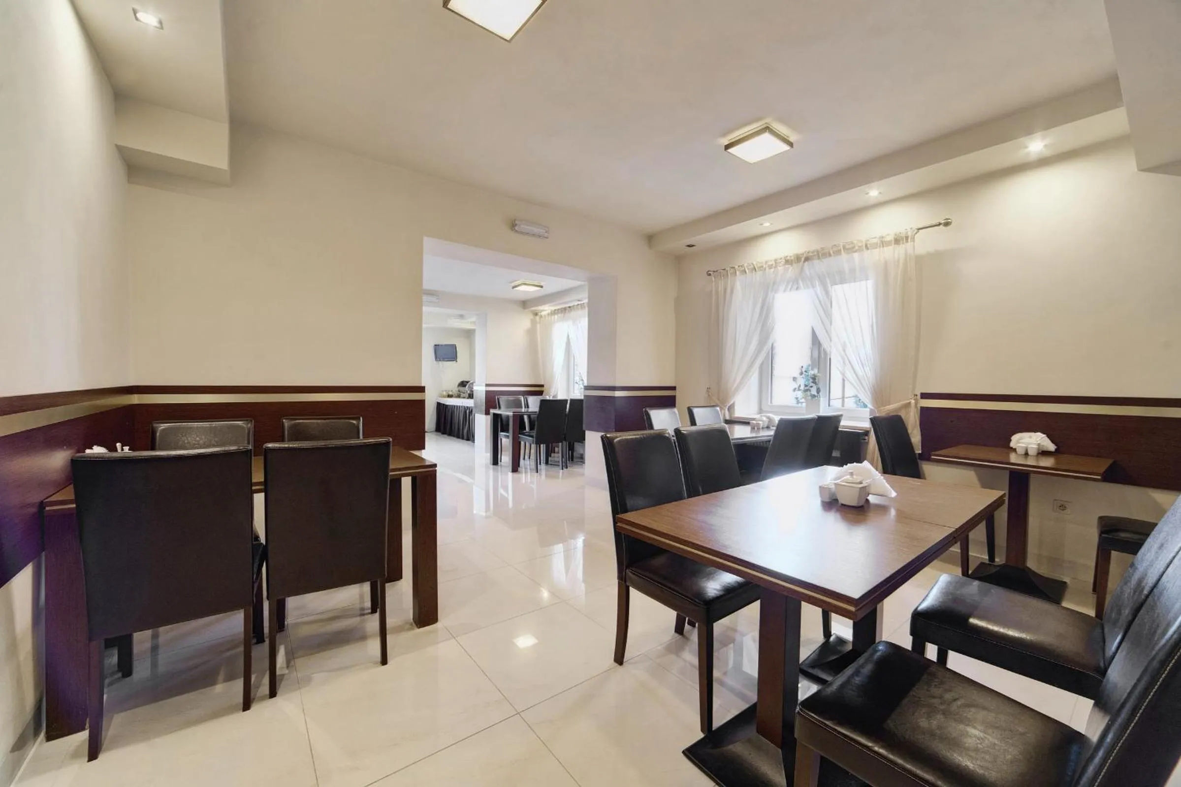 Dining area in Hotel Orlik