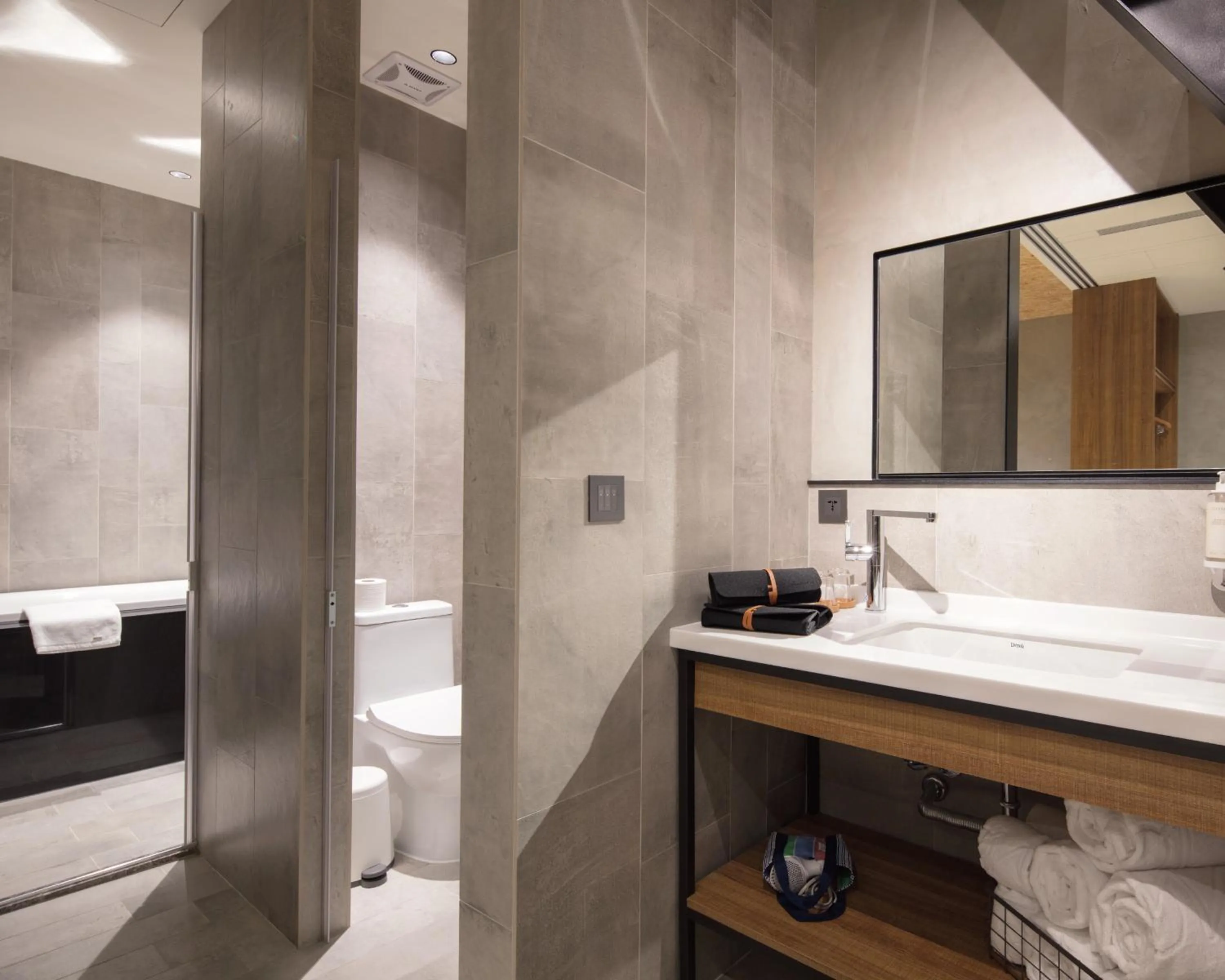 Bathroom in Hotel Leisure 台南行旅-巷弄潮旅