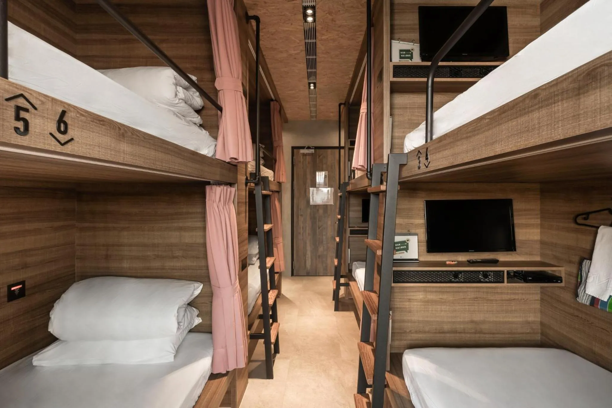 Hotel Leisure 台南行旅-巷弄潮旅