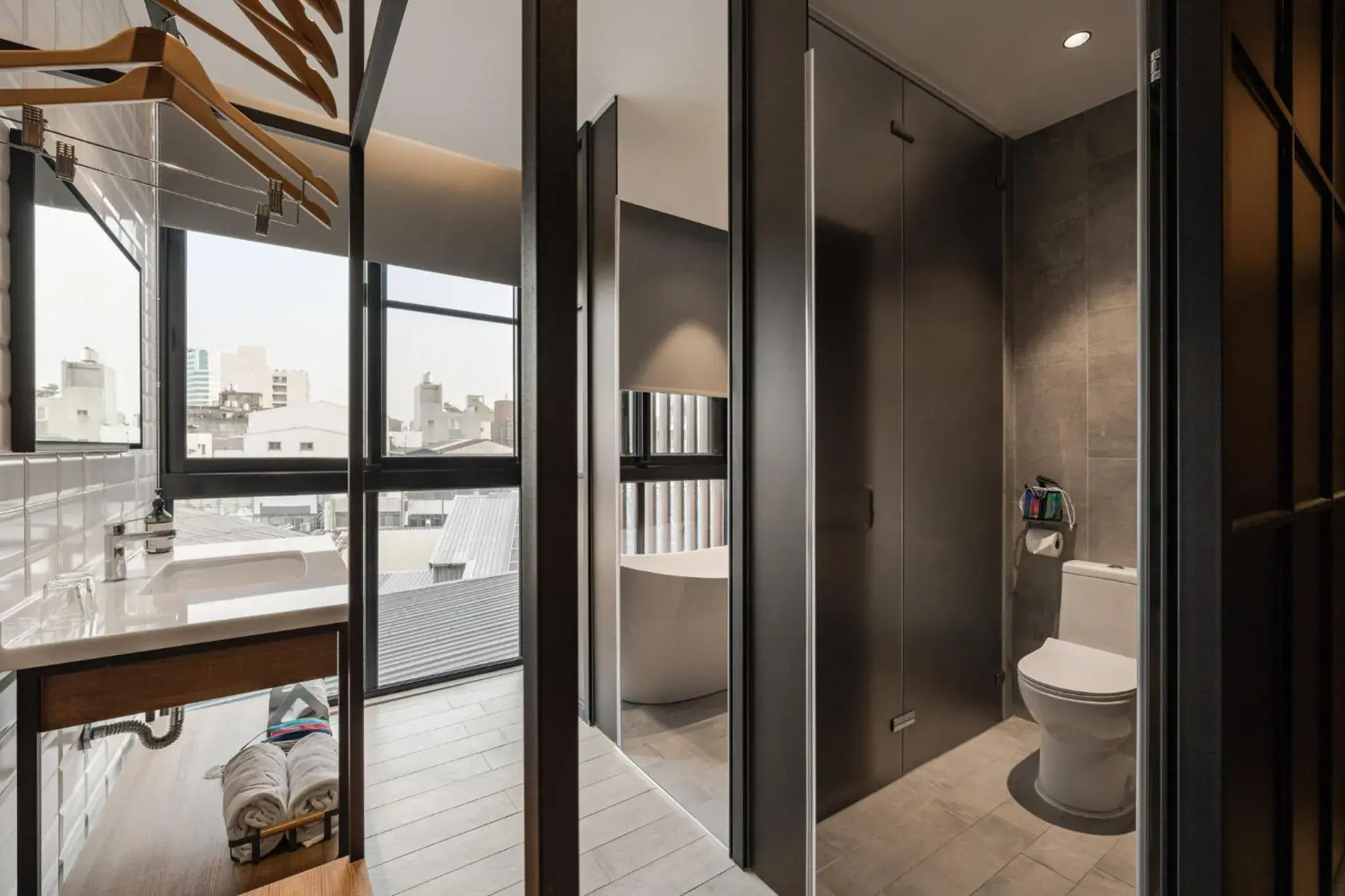 Deluxe Double Room in Hotel Leisure 台南行旅-巷弄潮旅 Deluxe Double Room in Hotel Leisure 台南行旅-巷弄潮旅