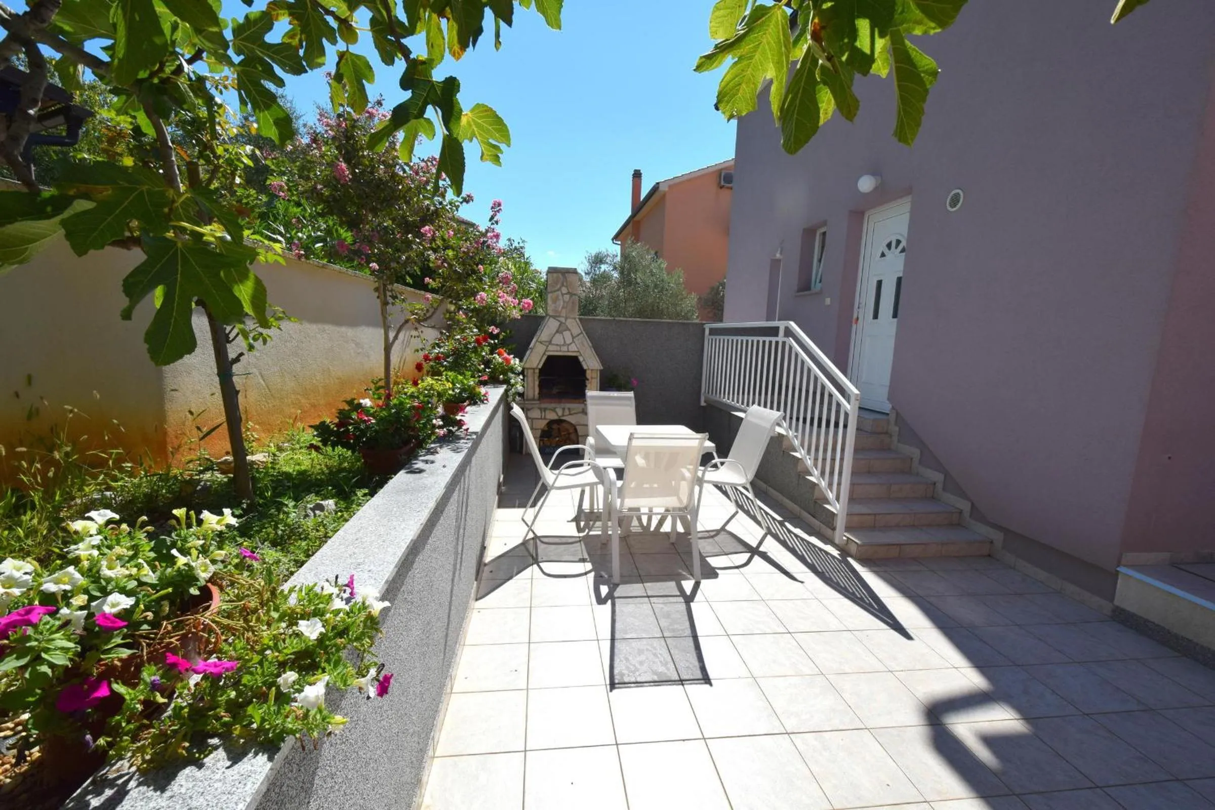 Apartments Marjolovic