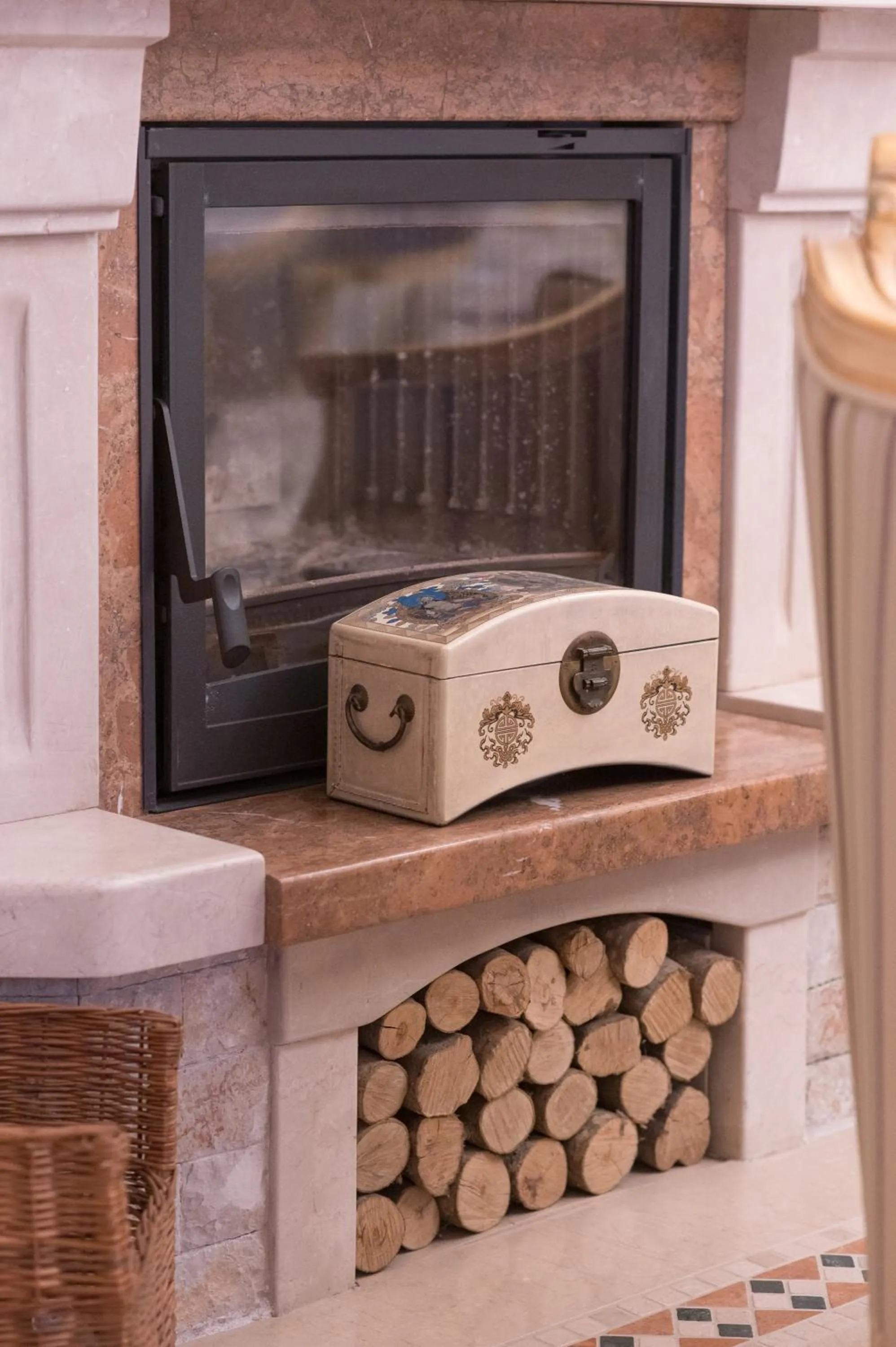 Conte Hotel & Restaurant