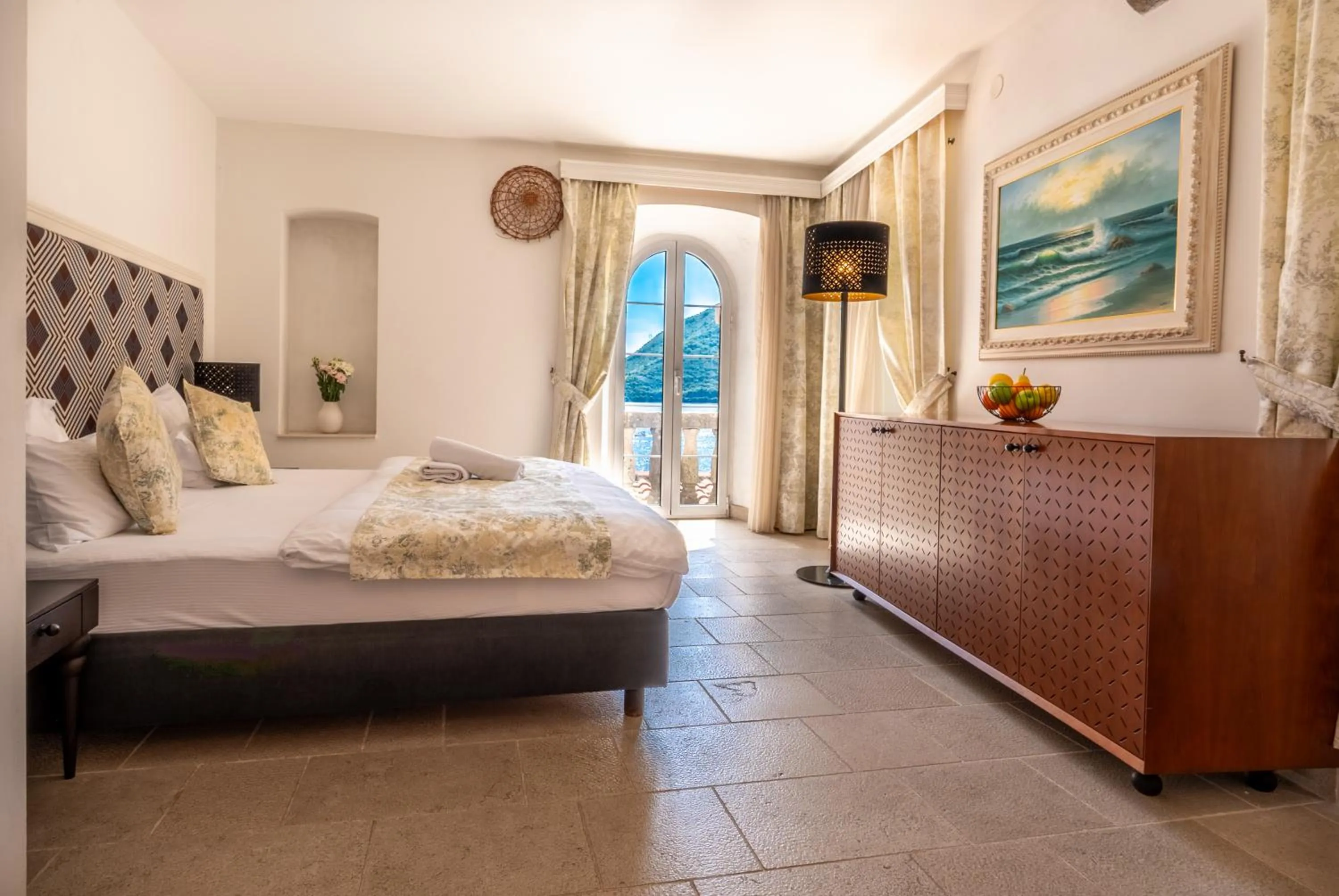 Bed in Conte Hotel & Restaurant