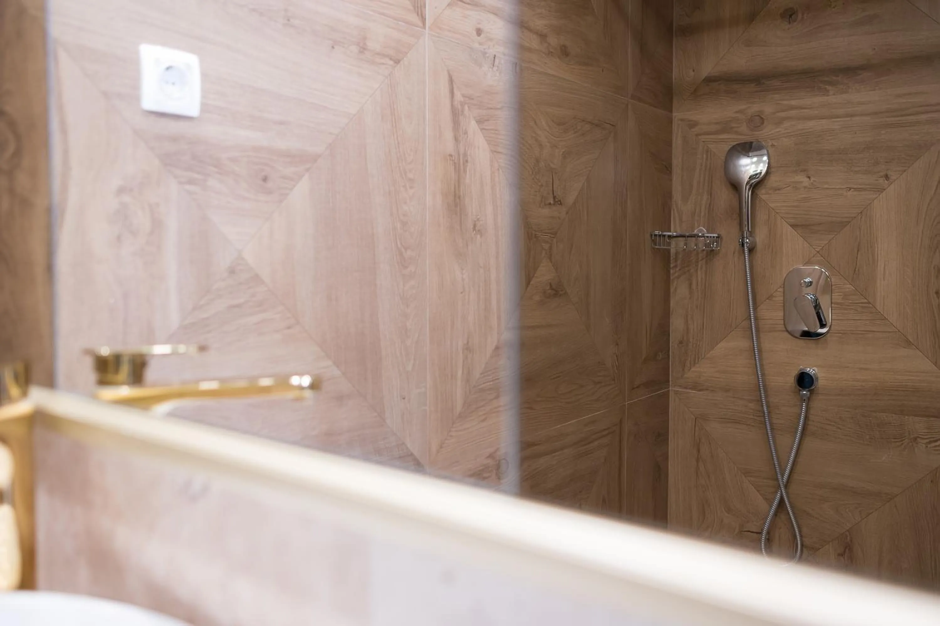 Conte Hotel & Restaurant