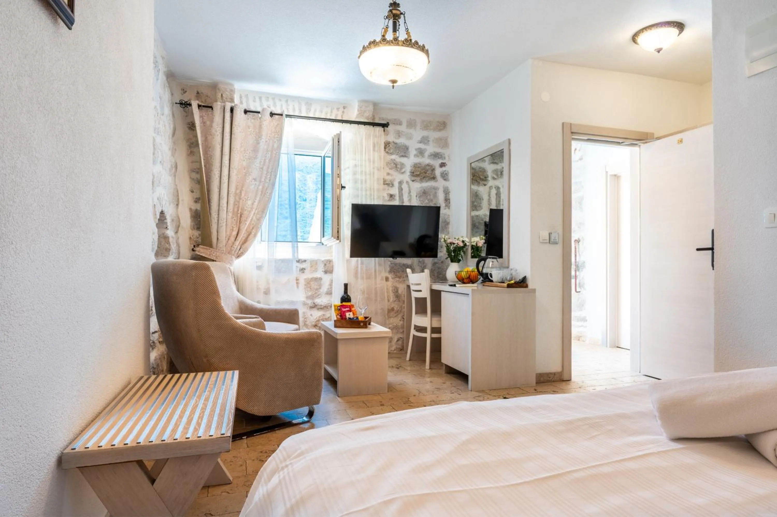 Bed in Conte Hotel & Restaurant