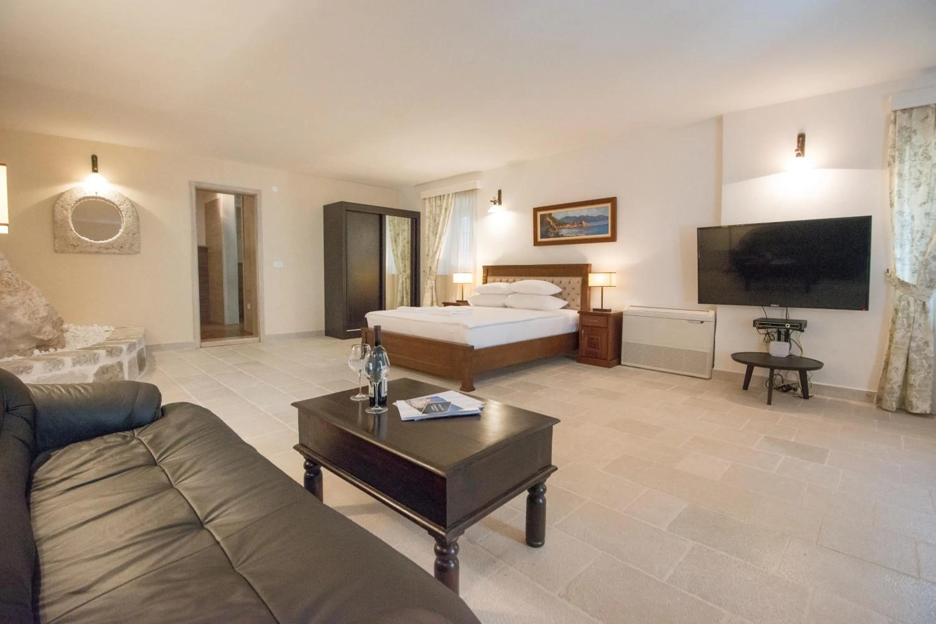 Bed in Conte Hotel & Restaurant