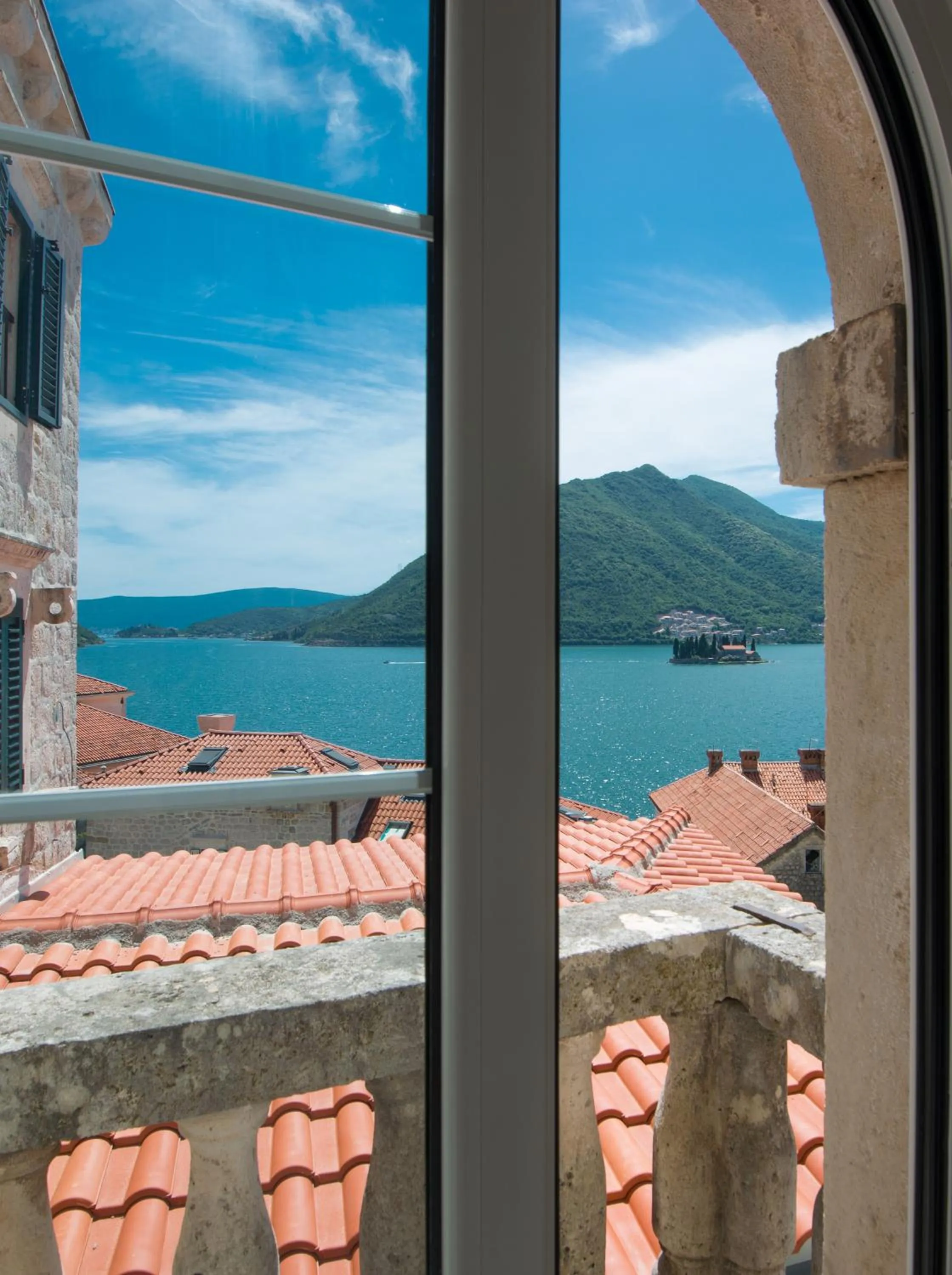 Conte Hotel & Restaurant