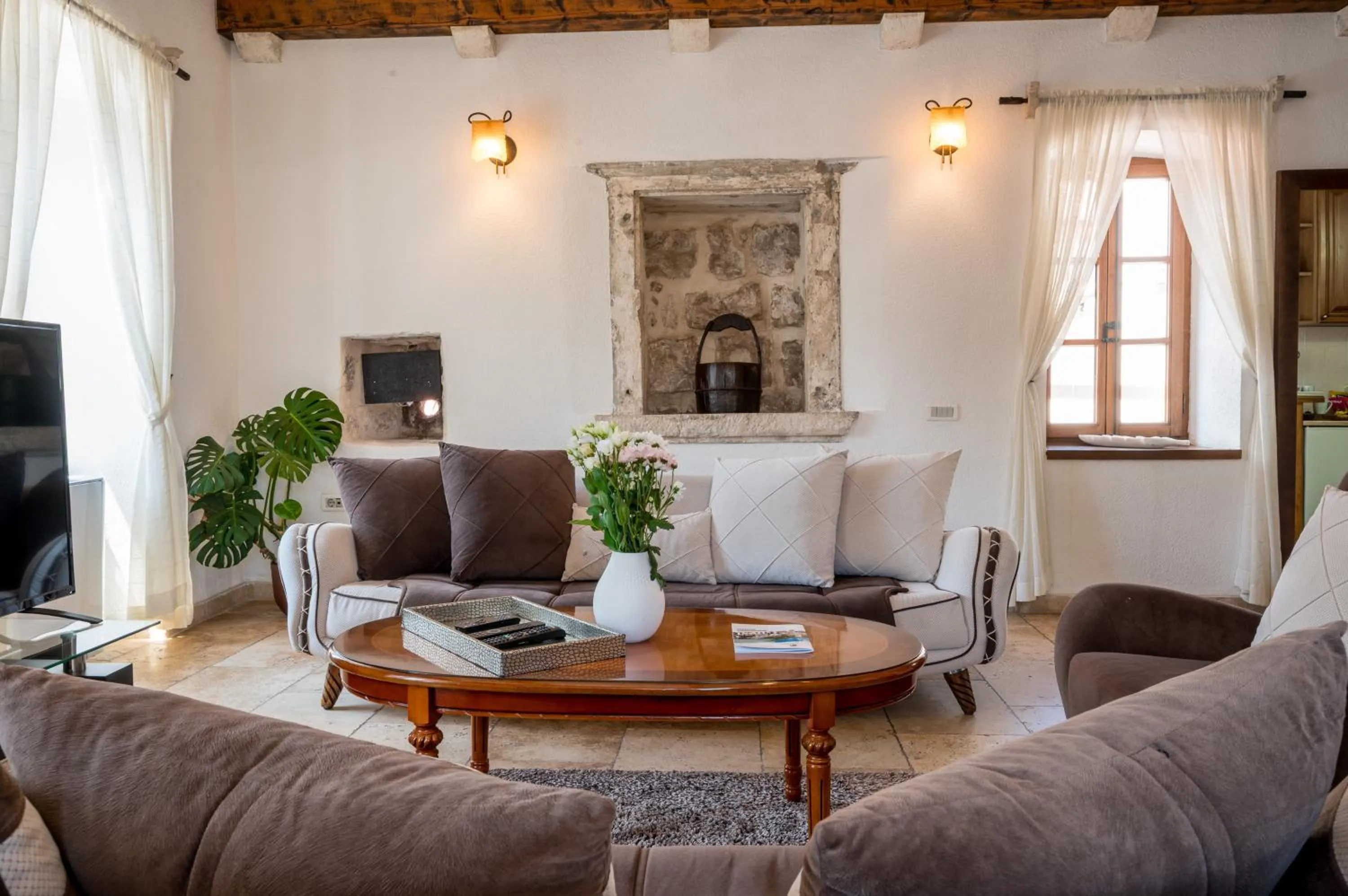 Conte Hotel & Restaurant