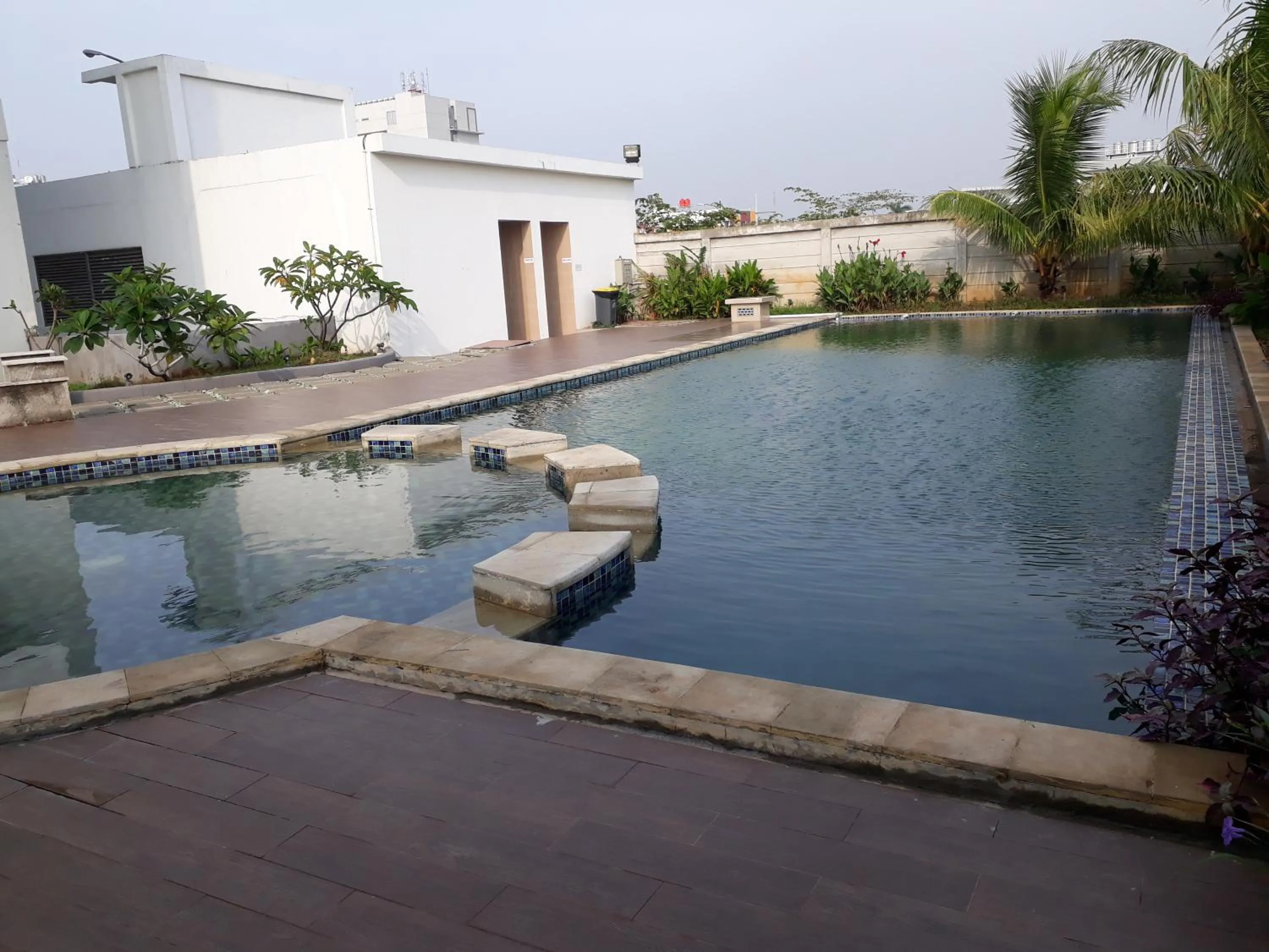 Swimming pool in ENVIRO Studio