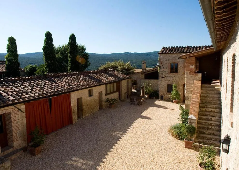 Property building in Villa Montecastello
