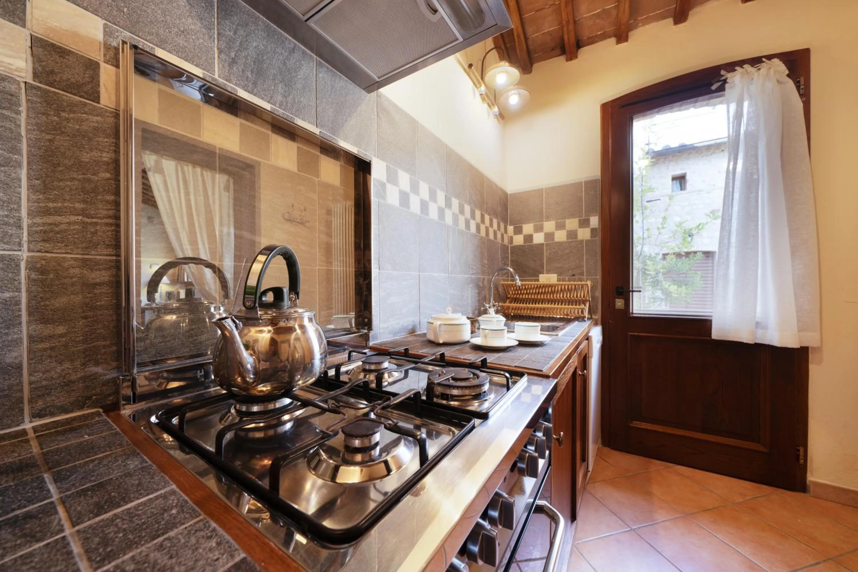 Kitchen or kitchenette in Villa Montecastello