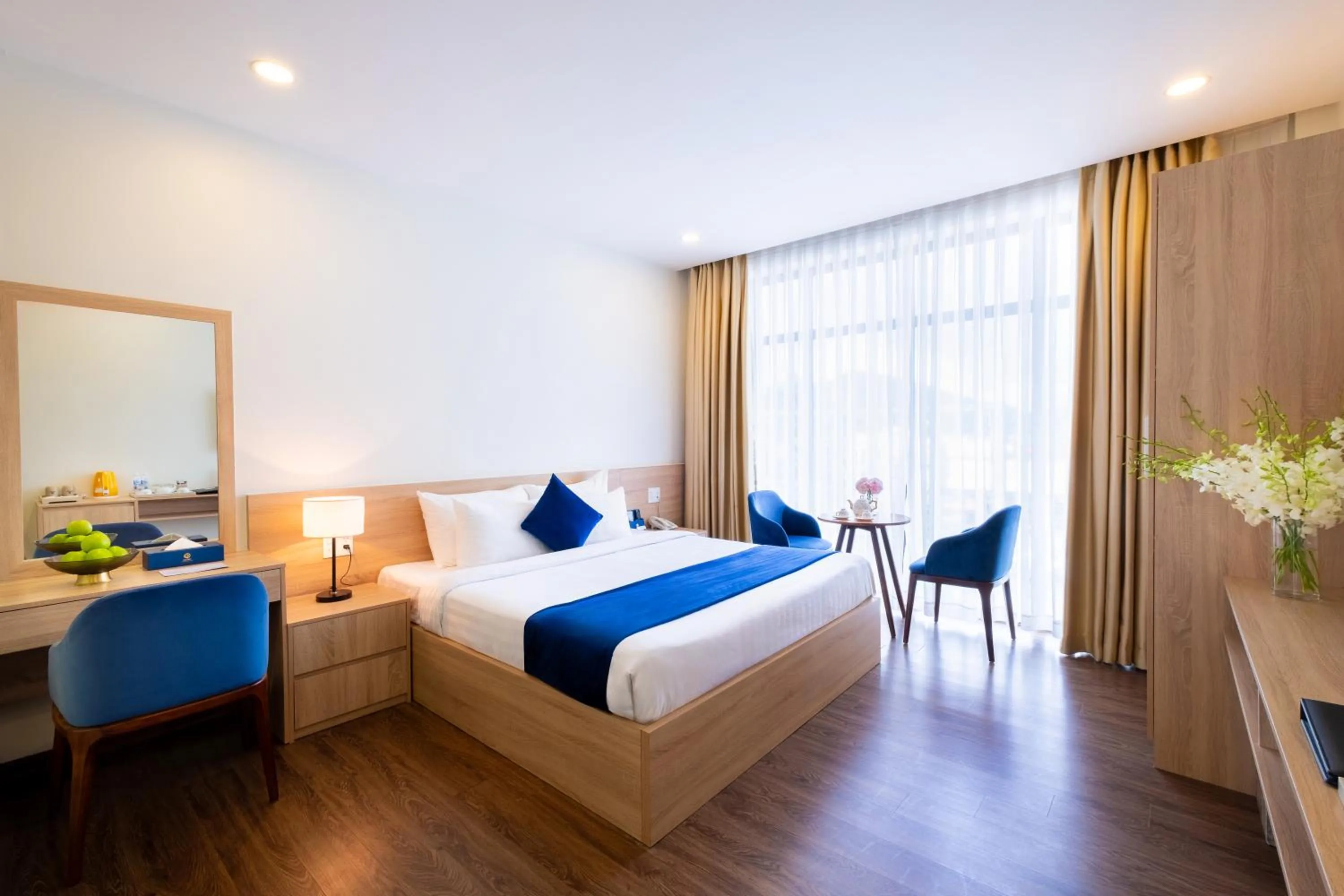 Deluxe Room (2 Adults + 1 Child) in Sandals Star Hotel