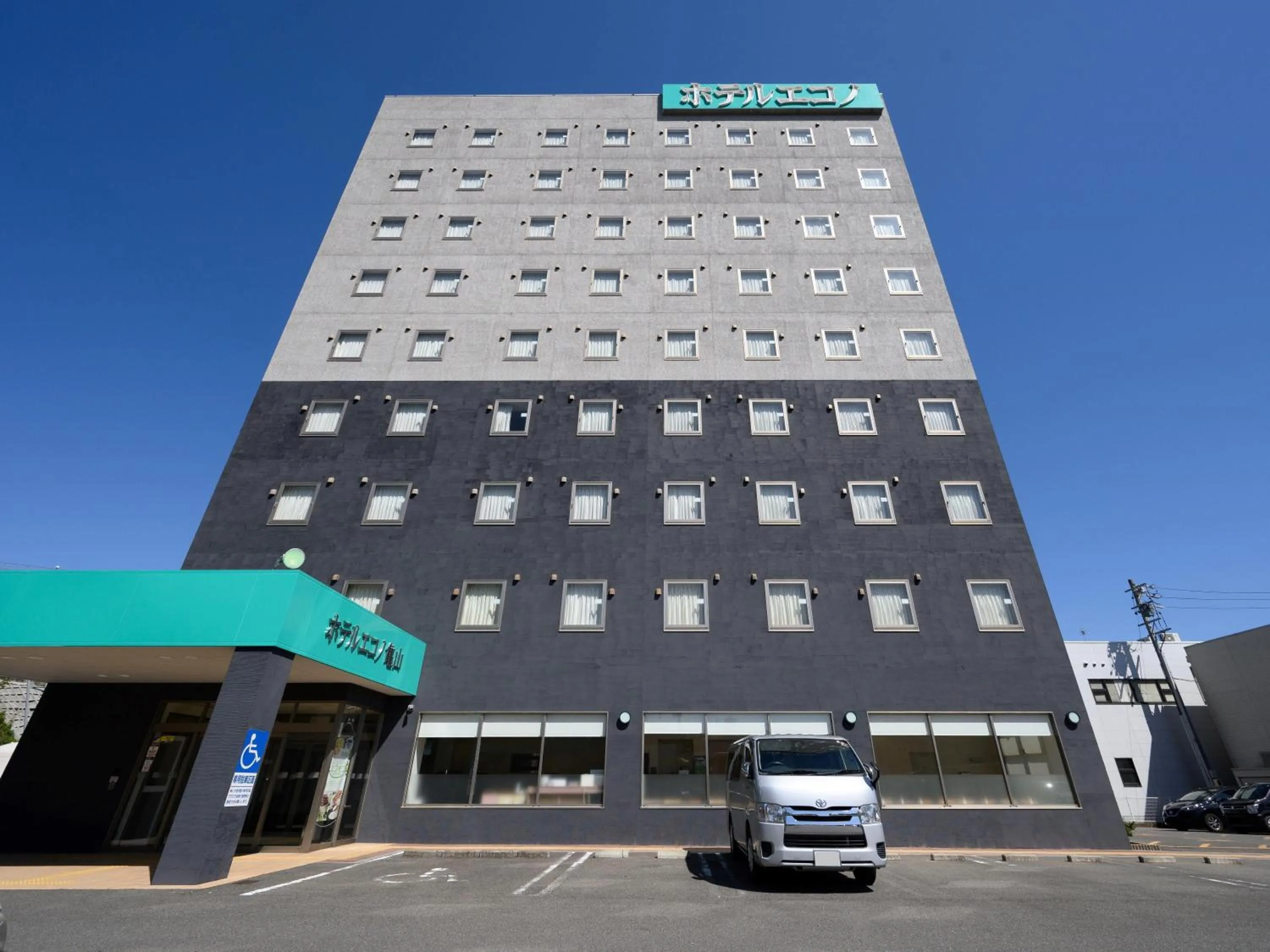 Property building in Hotel Econo Kameyama