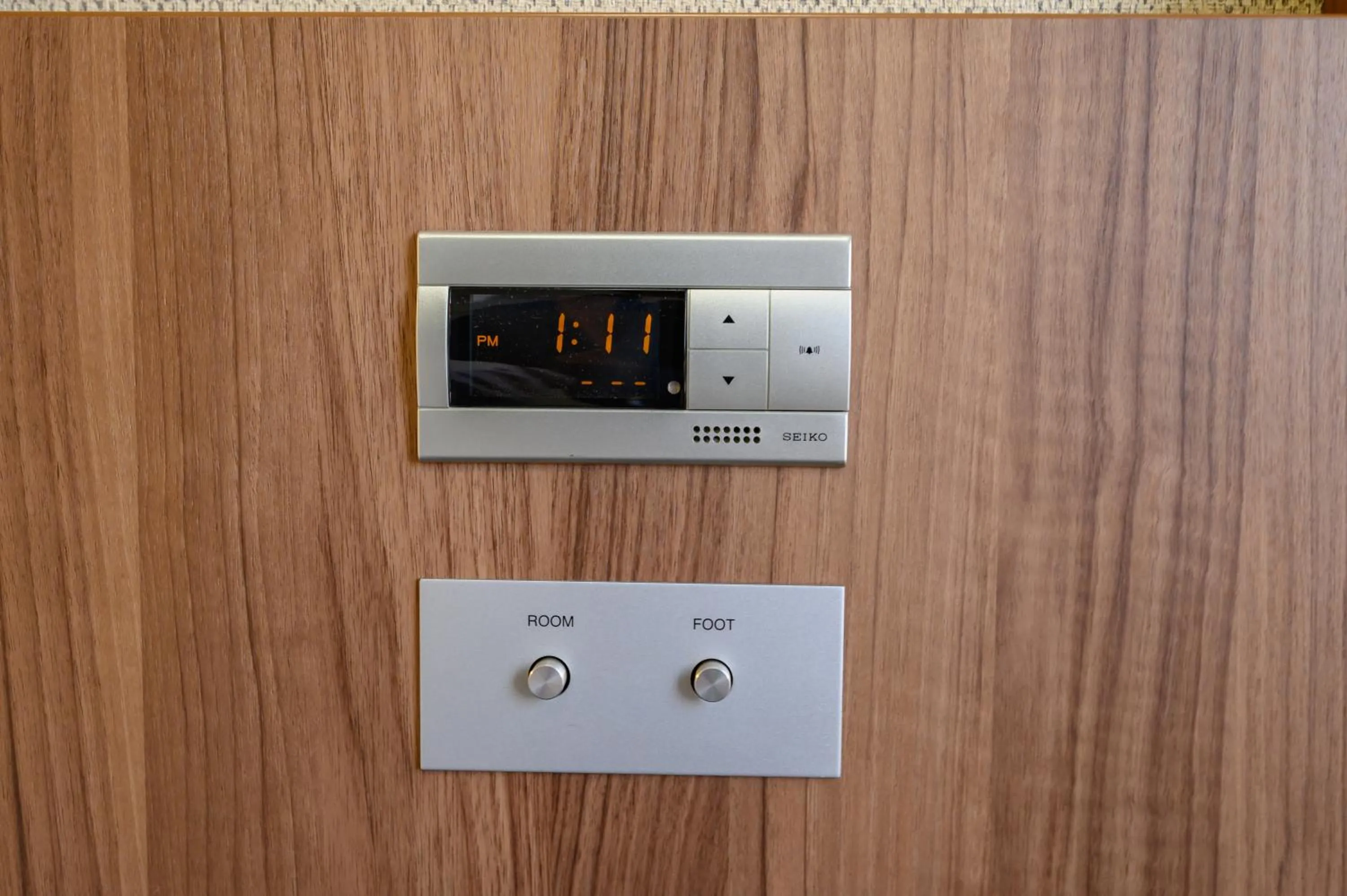 Photo of the whole room in Hotel Econo Kameyama