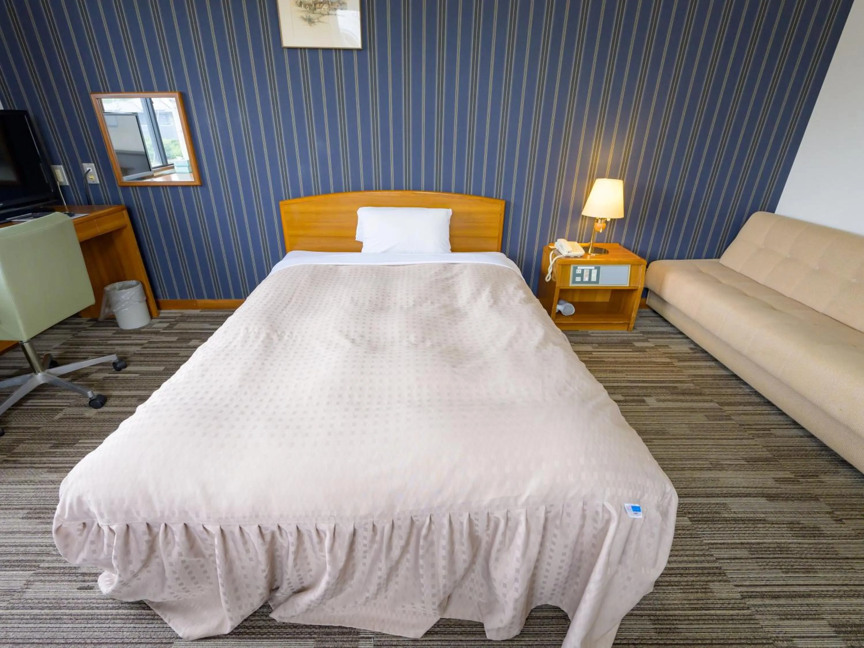 Photo of the whole room, Bed in Hisai Green Hotel