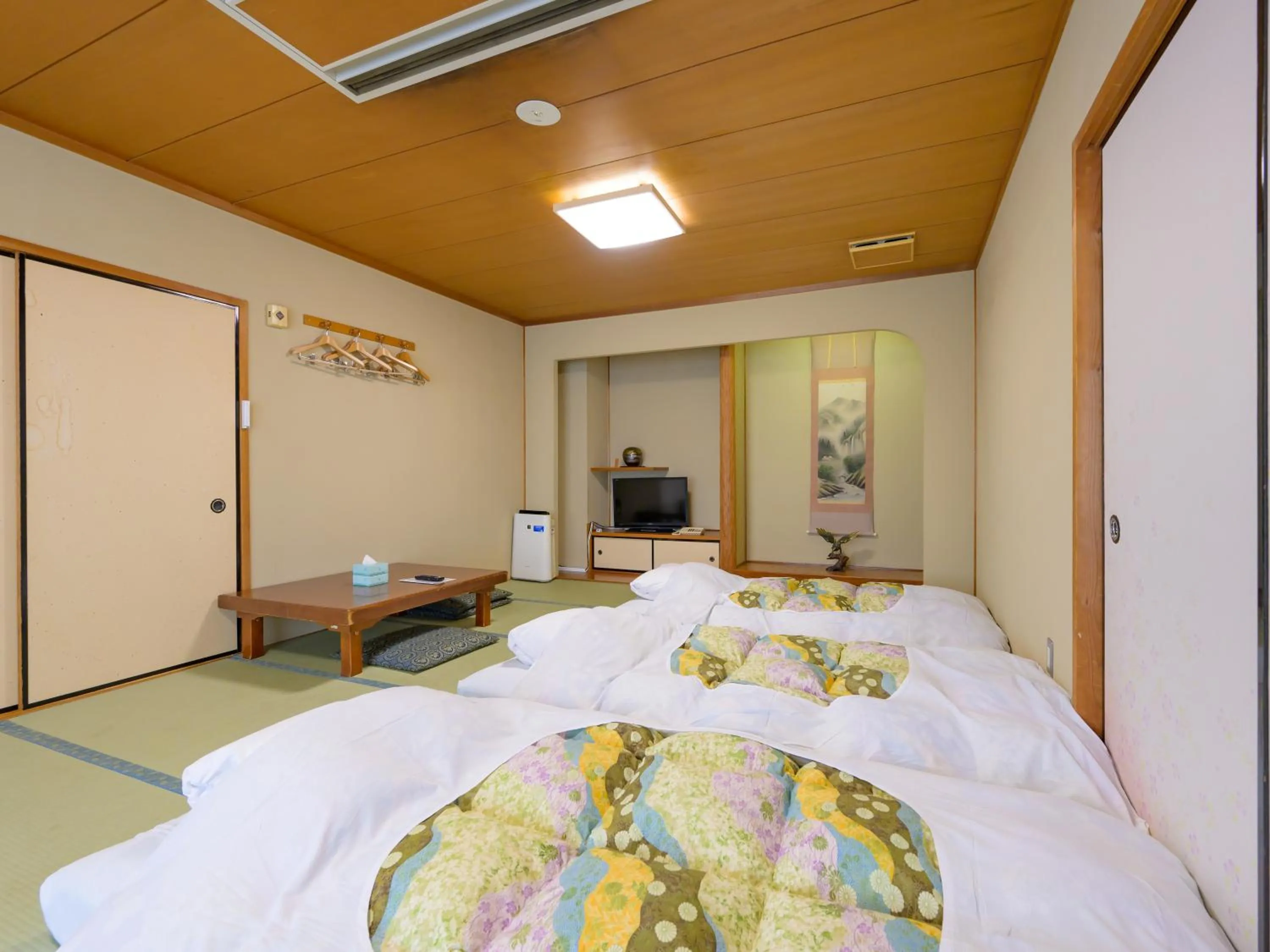 Photo of the whole room, Bed in Hisai Green Hotel