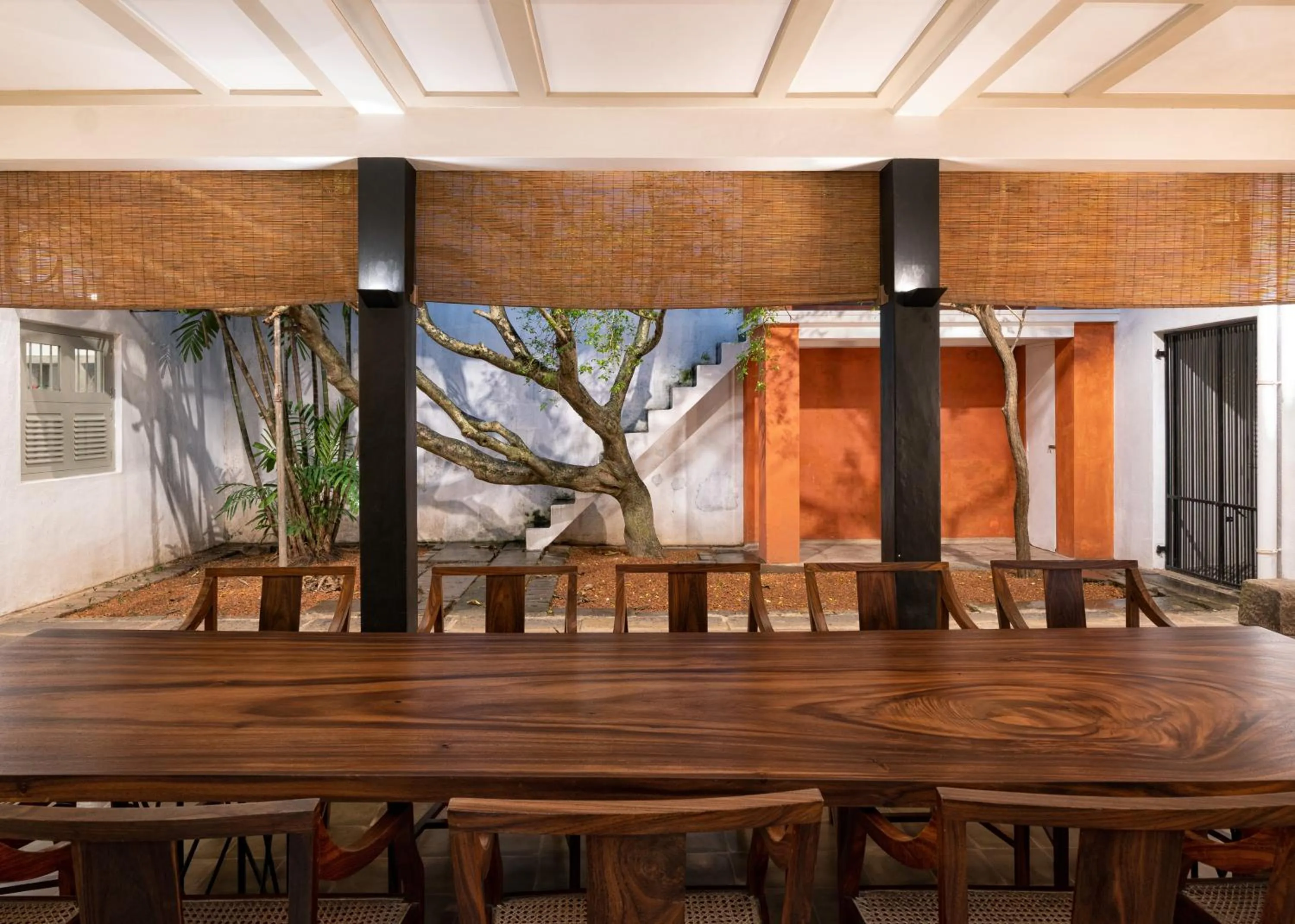 Dining area in De Saram House by Geoffrey Bawa
