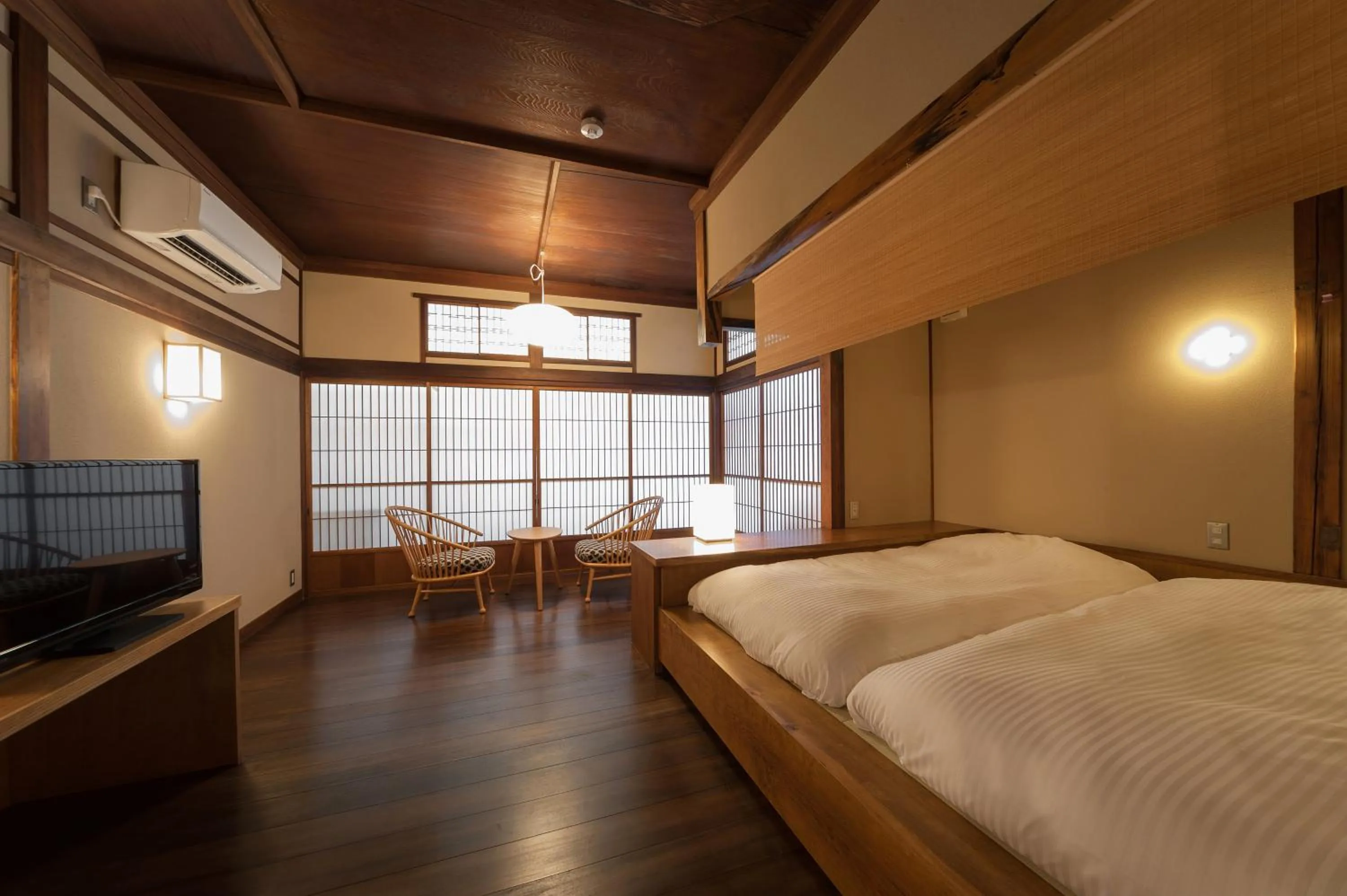 Bed in KANSUIRO ANNEX