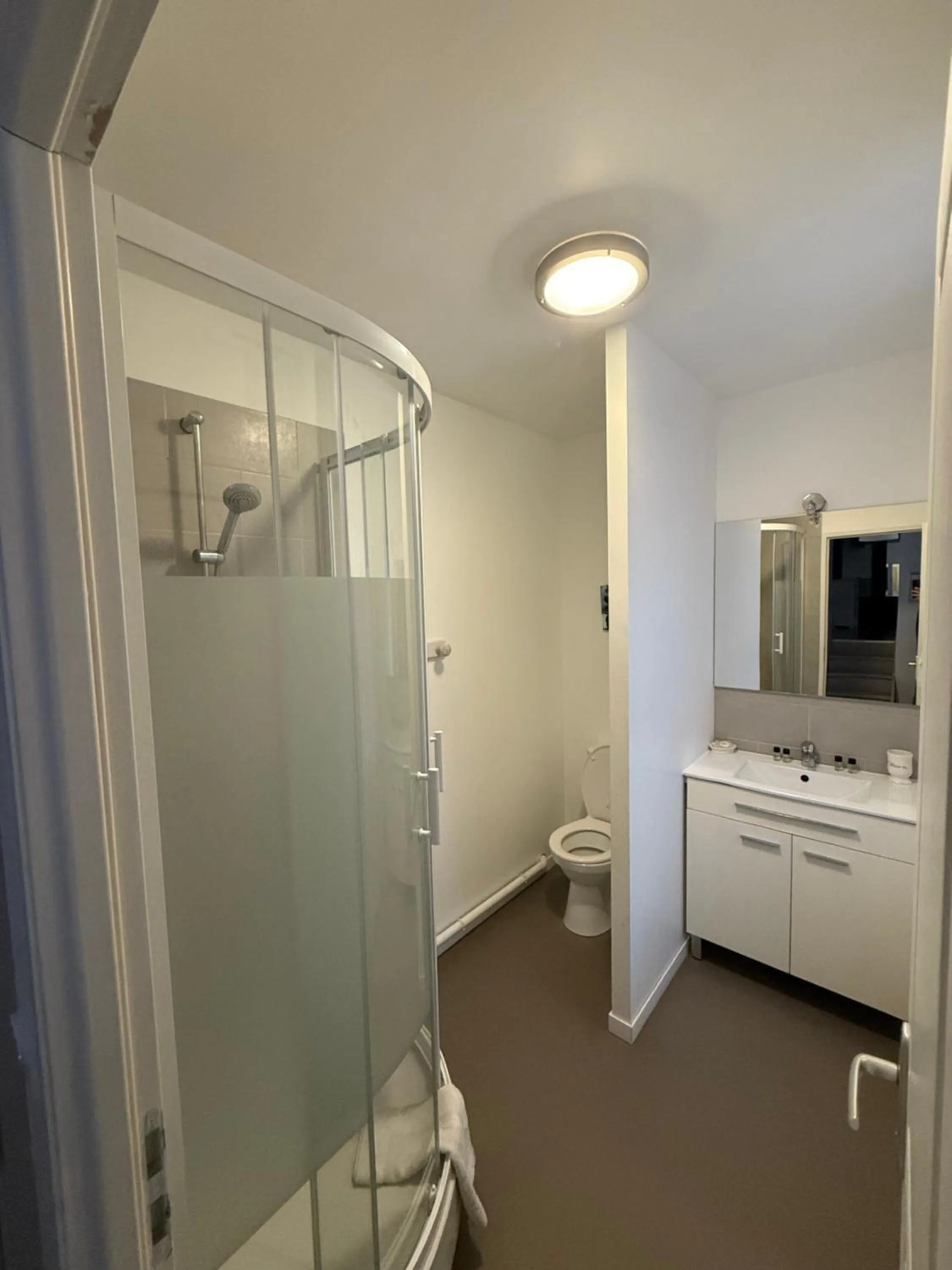 Property building in Le Château de Grèges