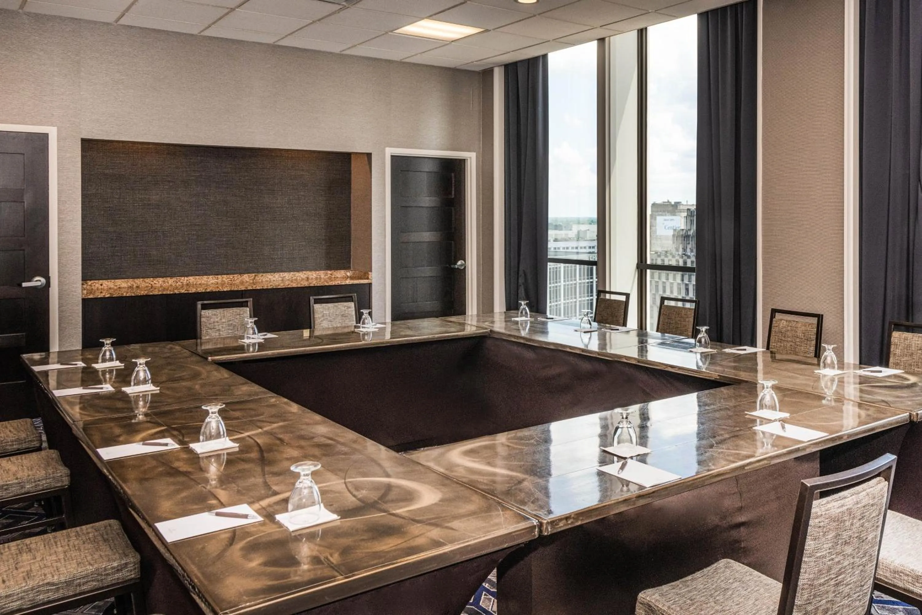 Meeting/conference room in Sheraton Indianapolis City Centre Hotel