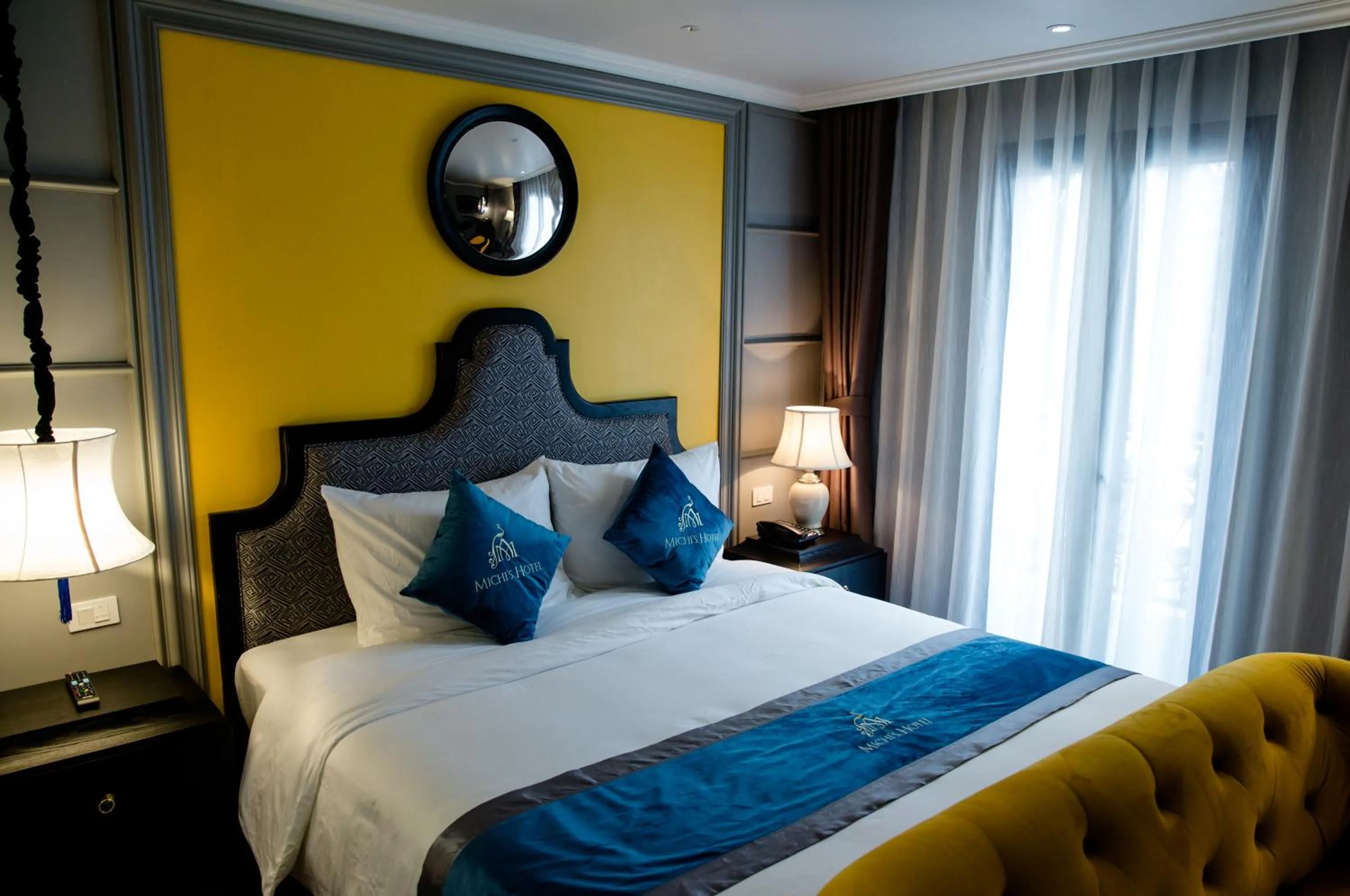 Bed in Michi's hotel laocai