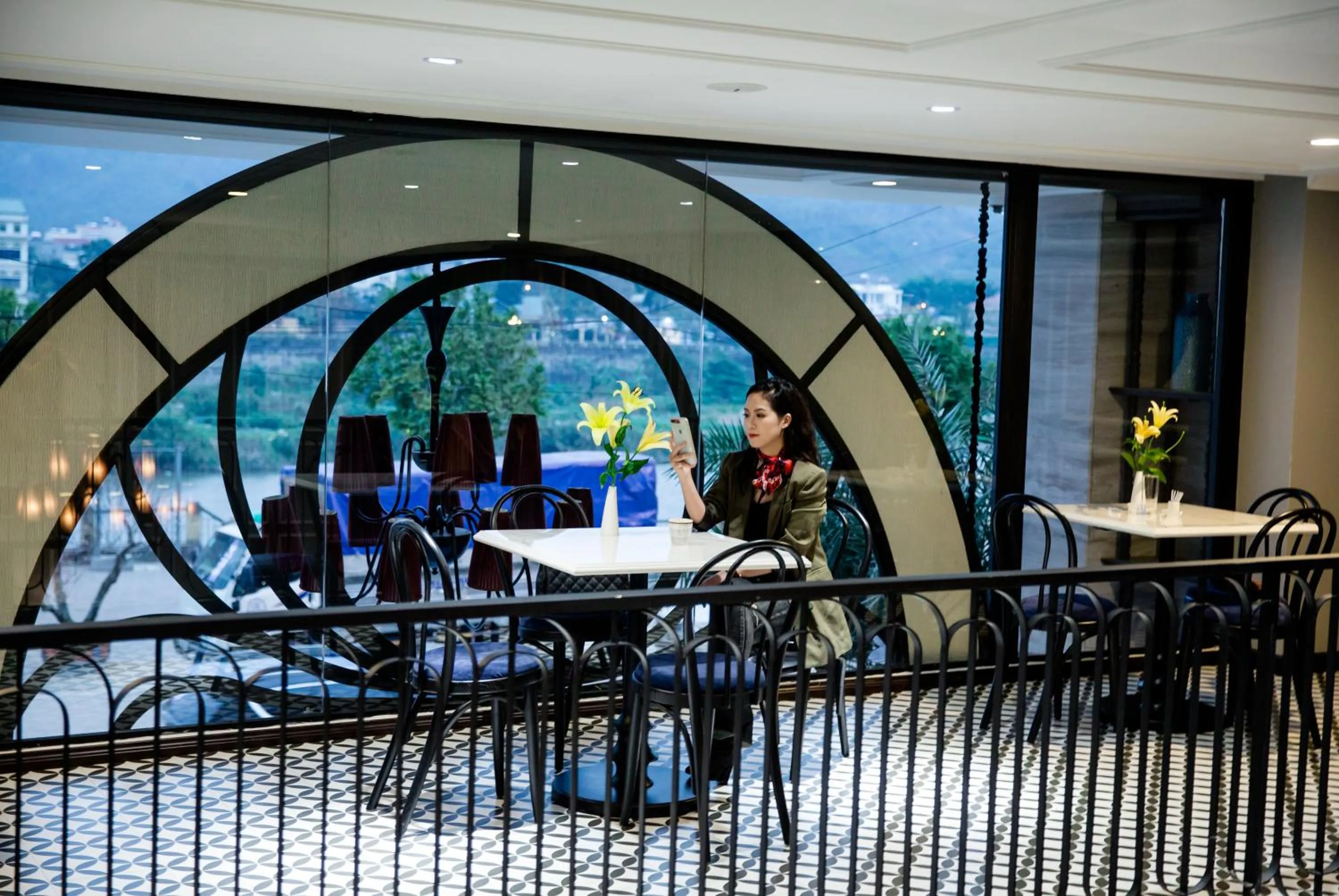 Restaurant/places to eat in Michi's hotel laocai