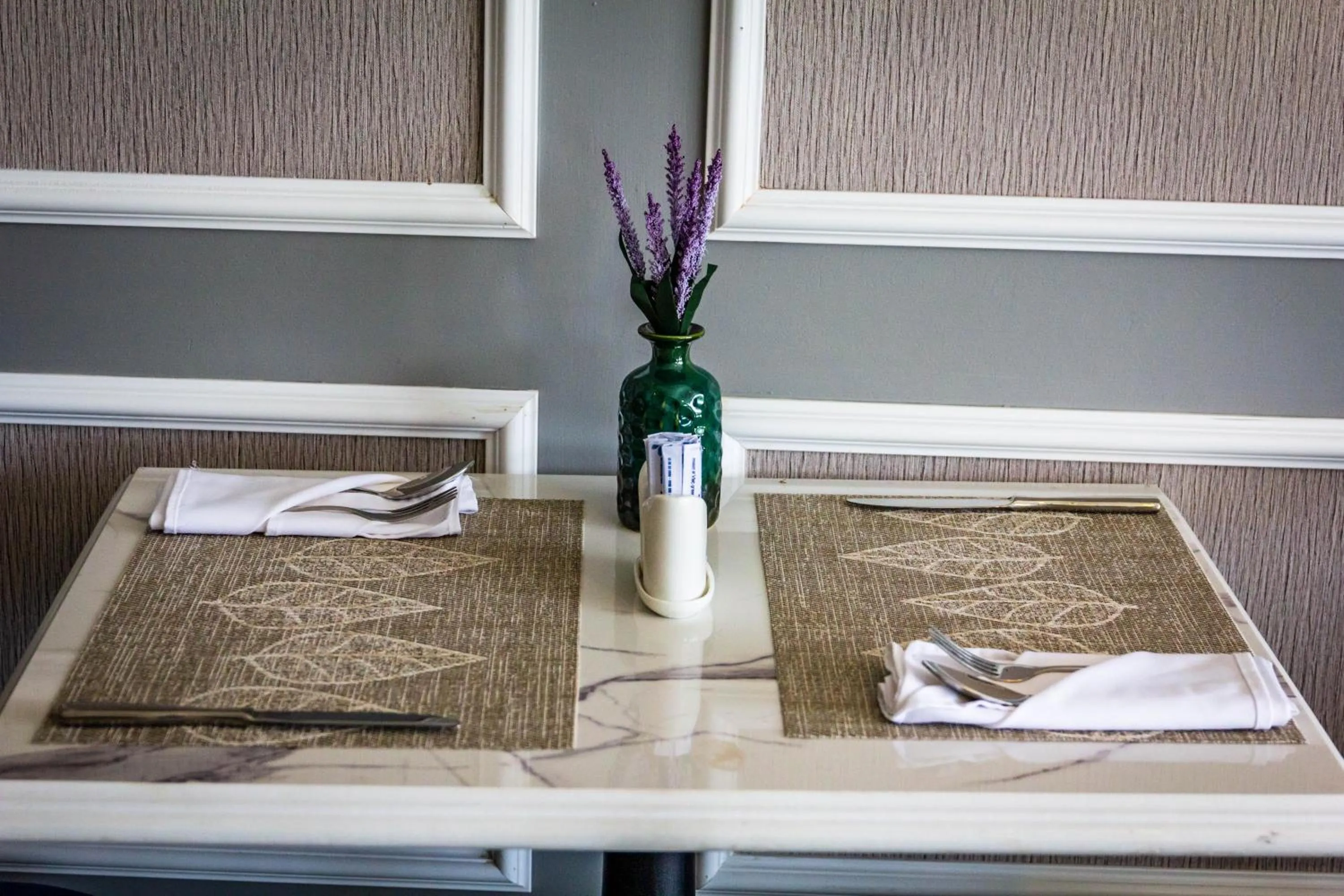 Breakfast in Michi's hotel laocai