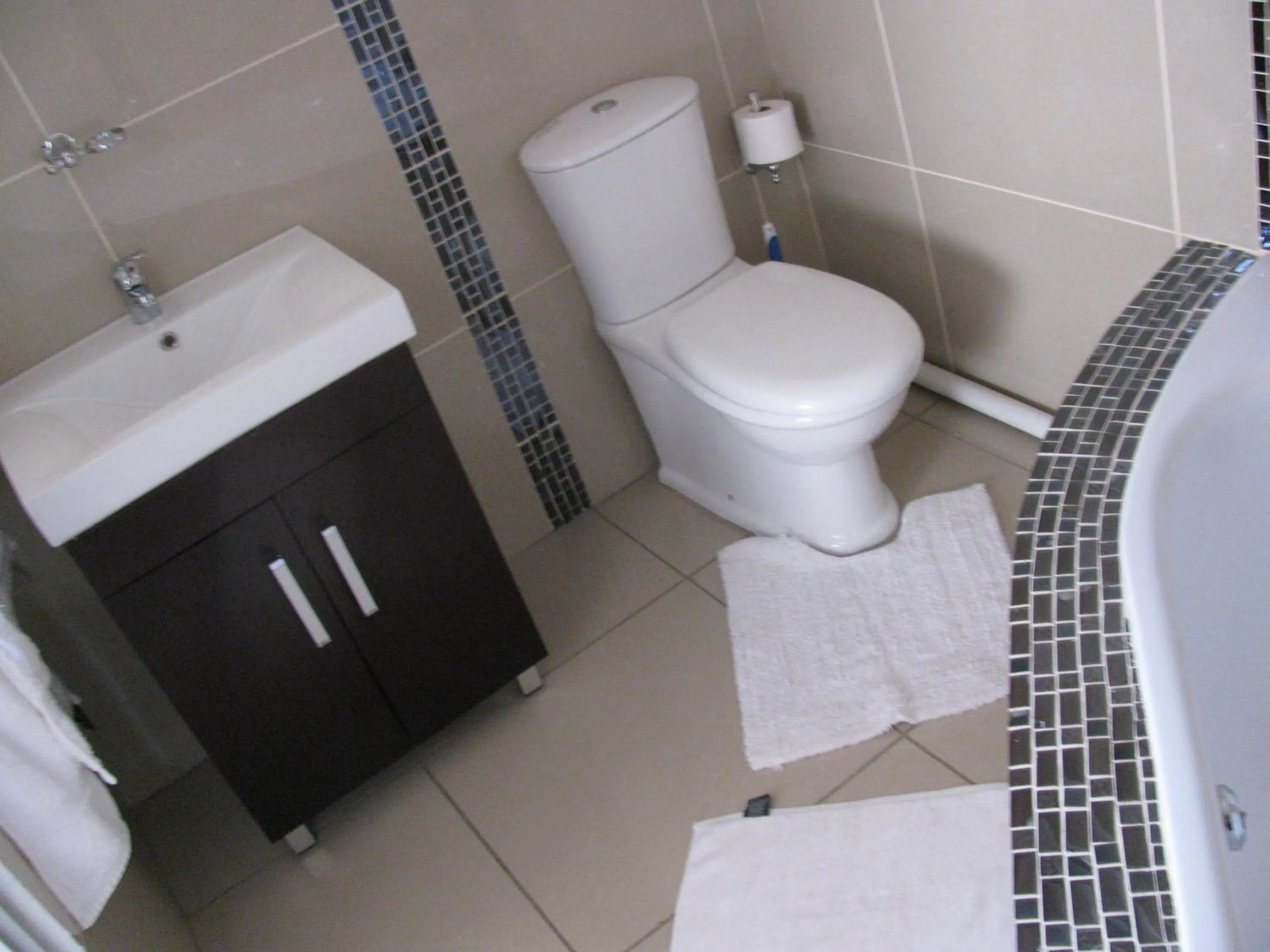 Bathroom in Bruno Comfort Suites