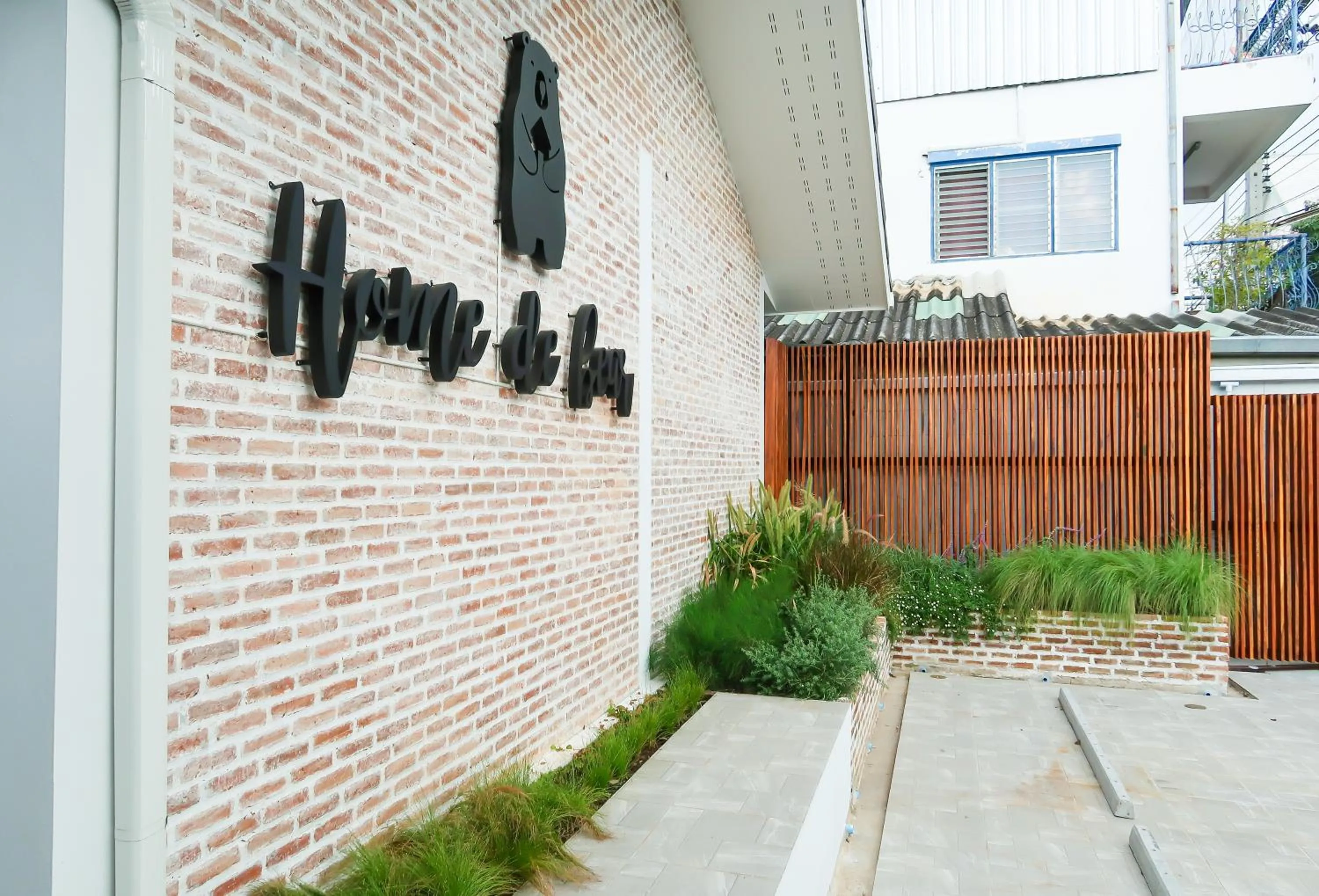 Property building in Home de Bear