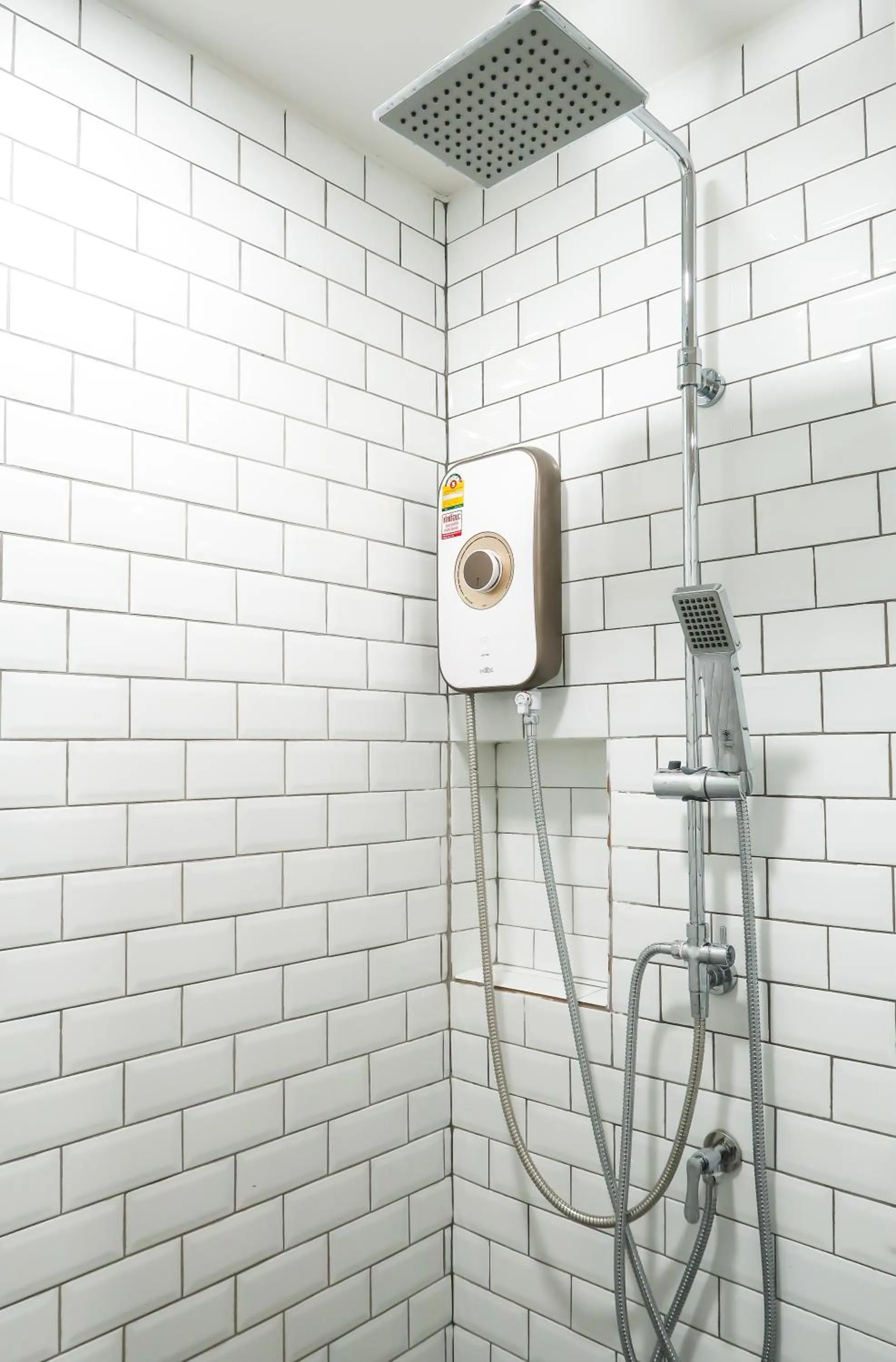 Shower in Home de Bear