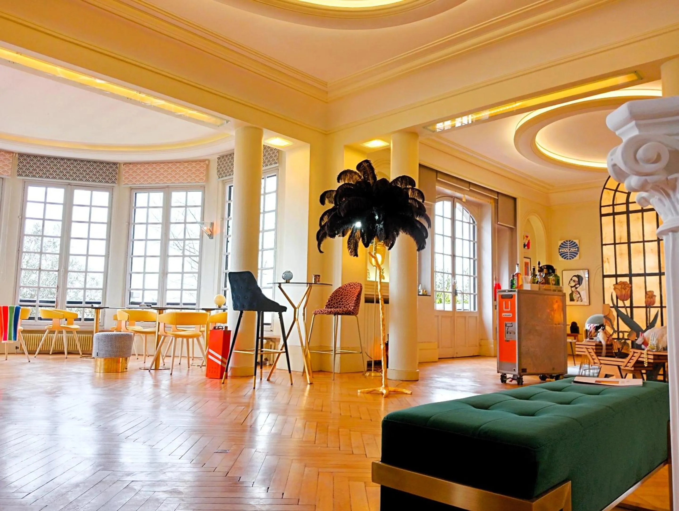 Lounge or bar in Quand la ville dort