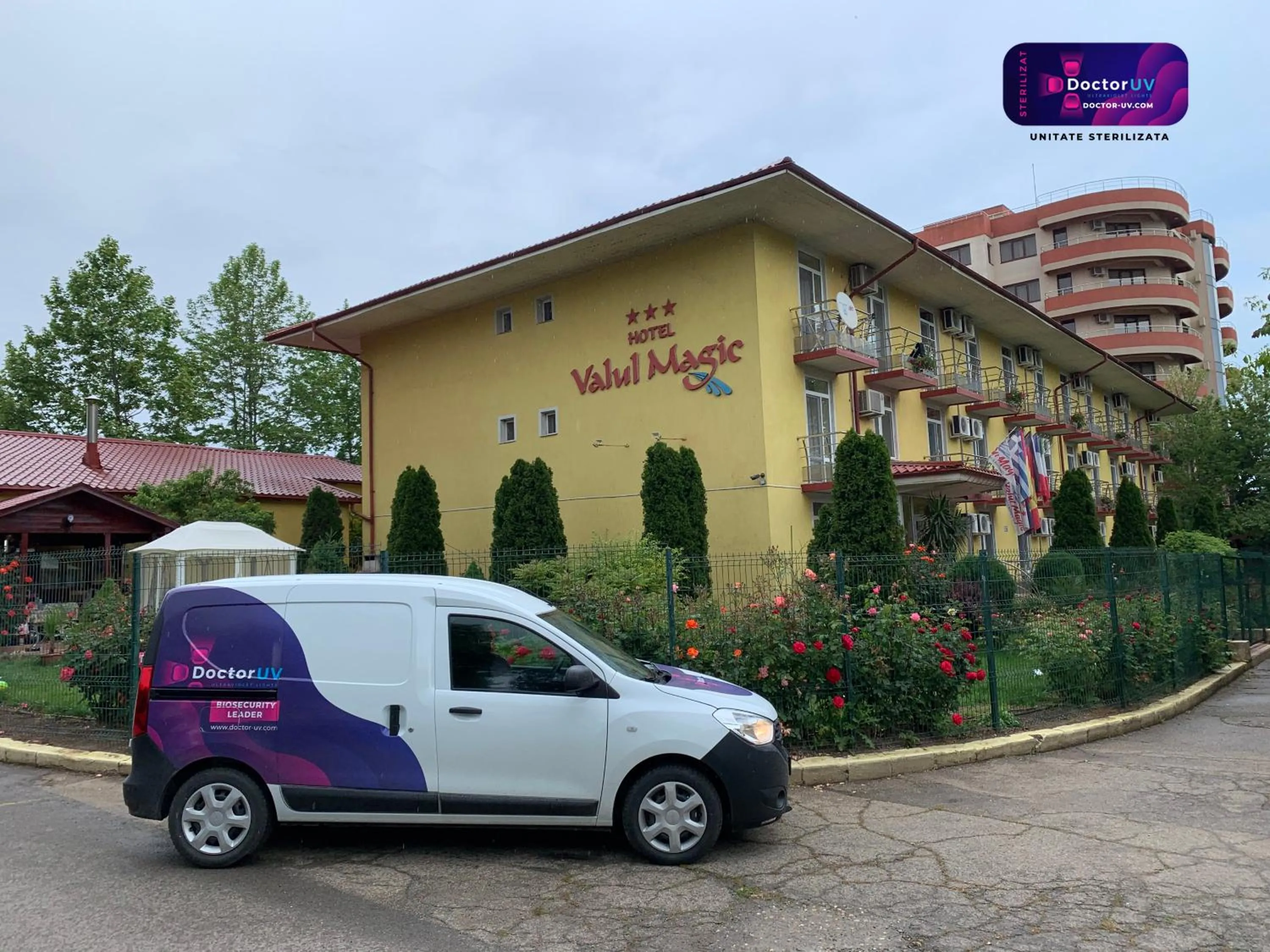 Property building in Hotel Valul Magic