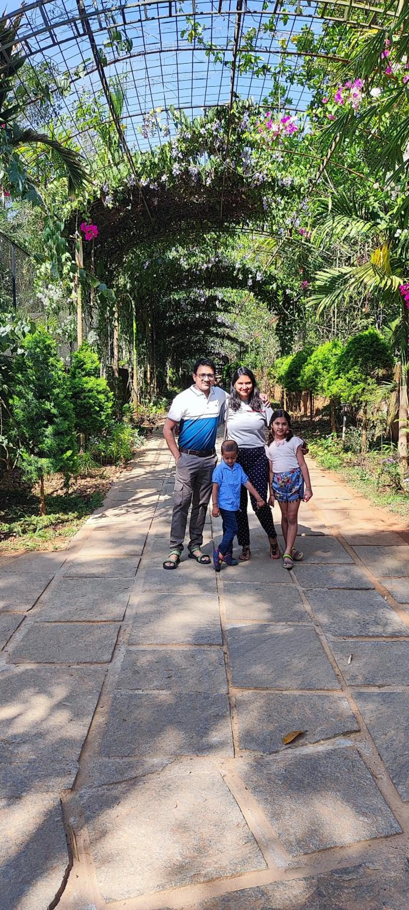 Family in Kuruva Island Resort And Spa - By KABINI BREEZE
