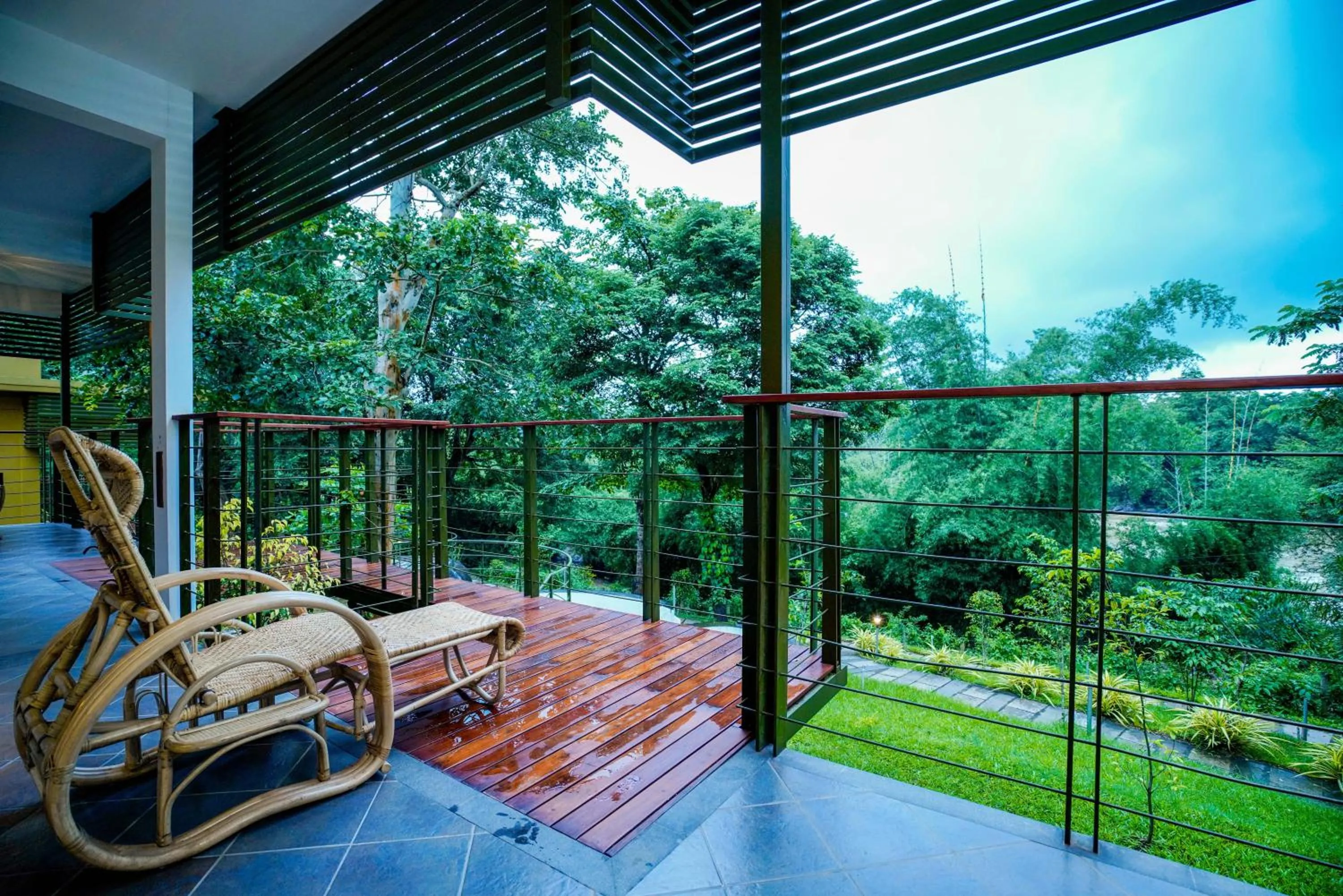 Garden view in Kuruva Island Resort And Spa - By KABINI BREEZE